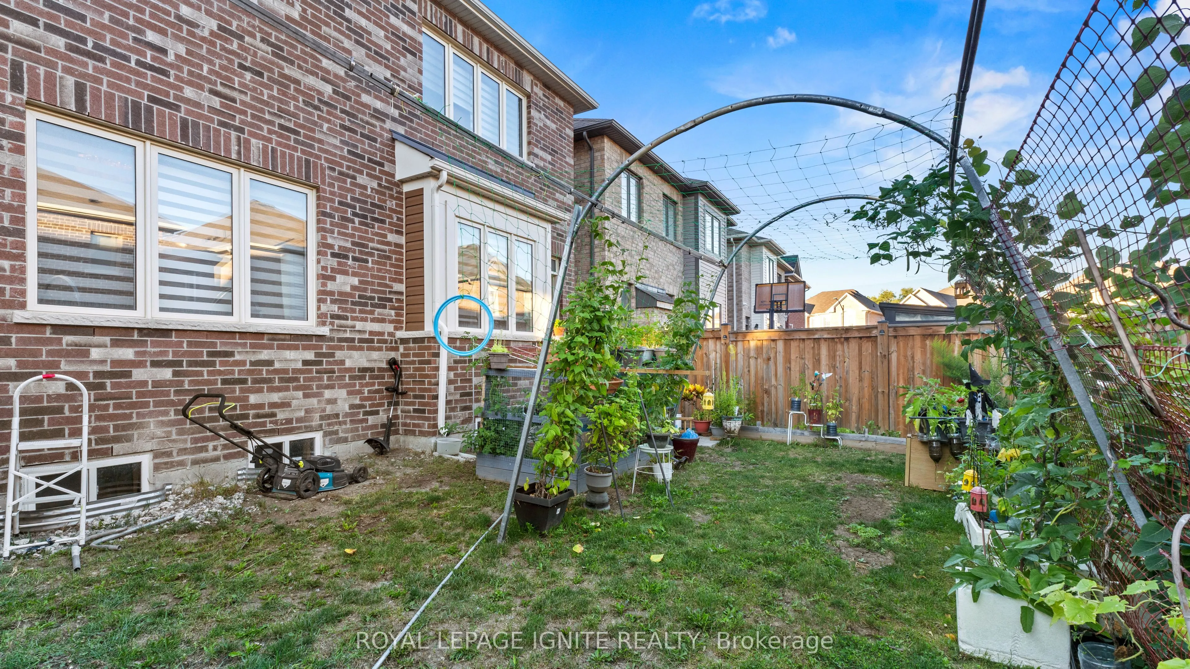 60 Westfield Drive