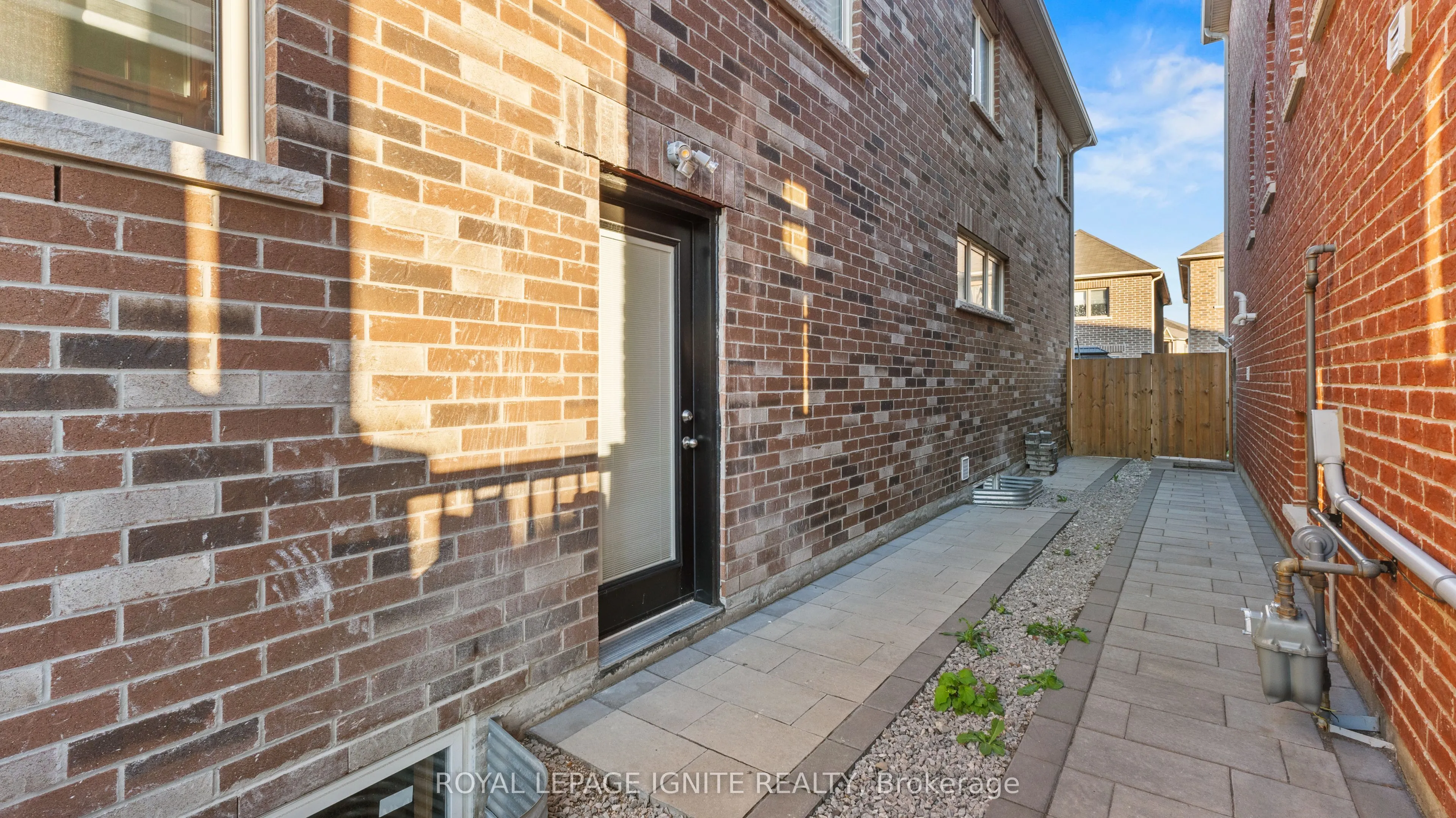 60 Westfield Drive