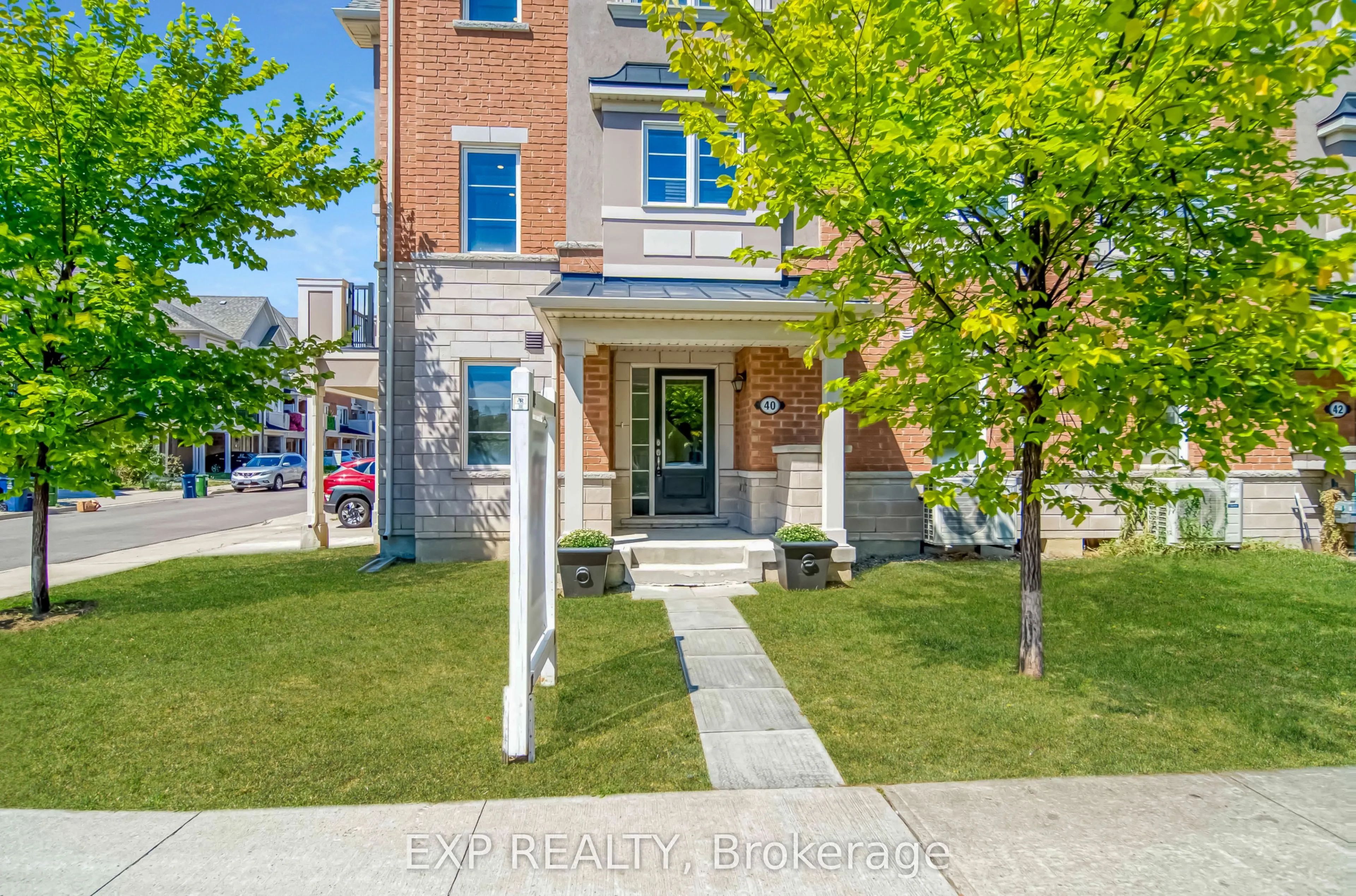 40 Deans Drive
