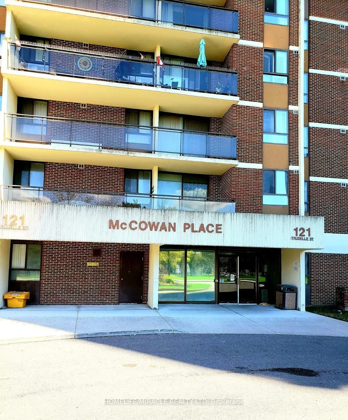 121 Trudelle Street, #814