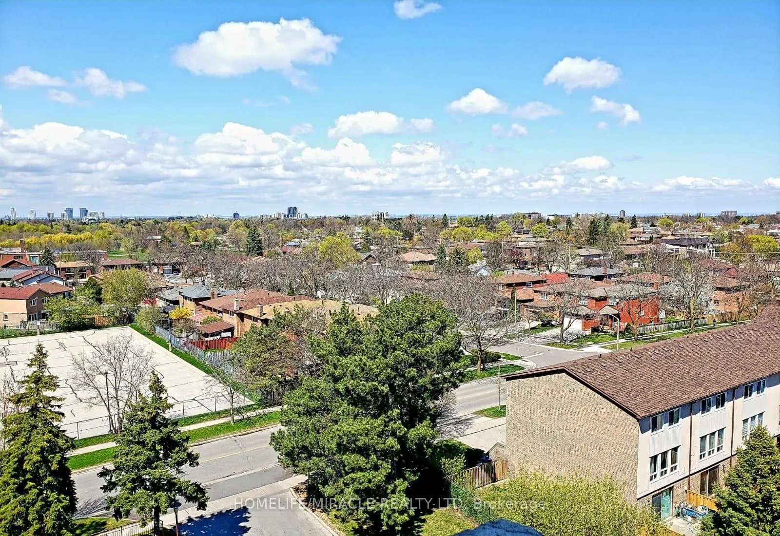 121 Trudelle Street, #814