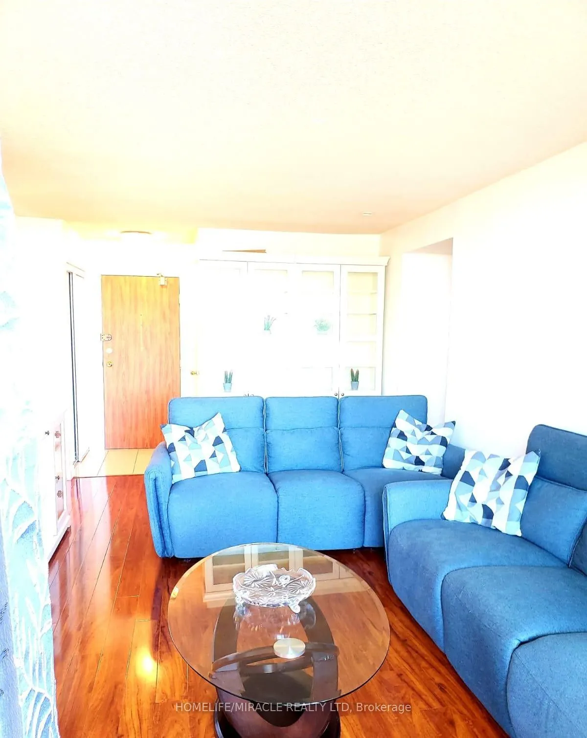 121 Trudelle Street, #814