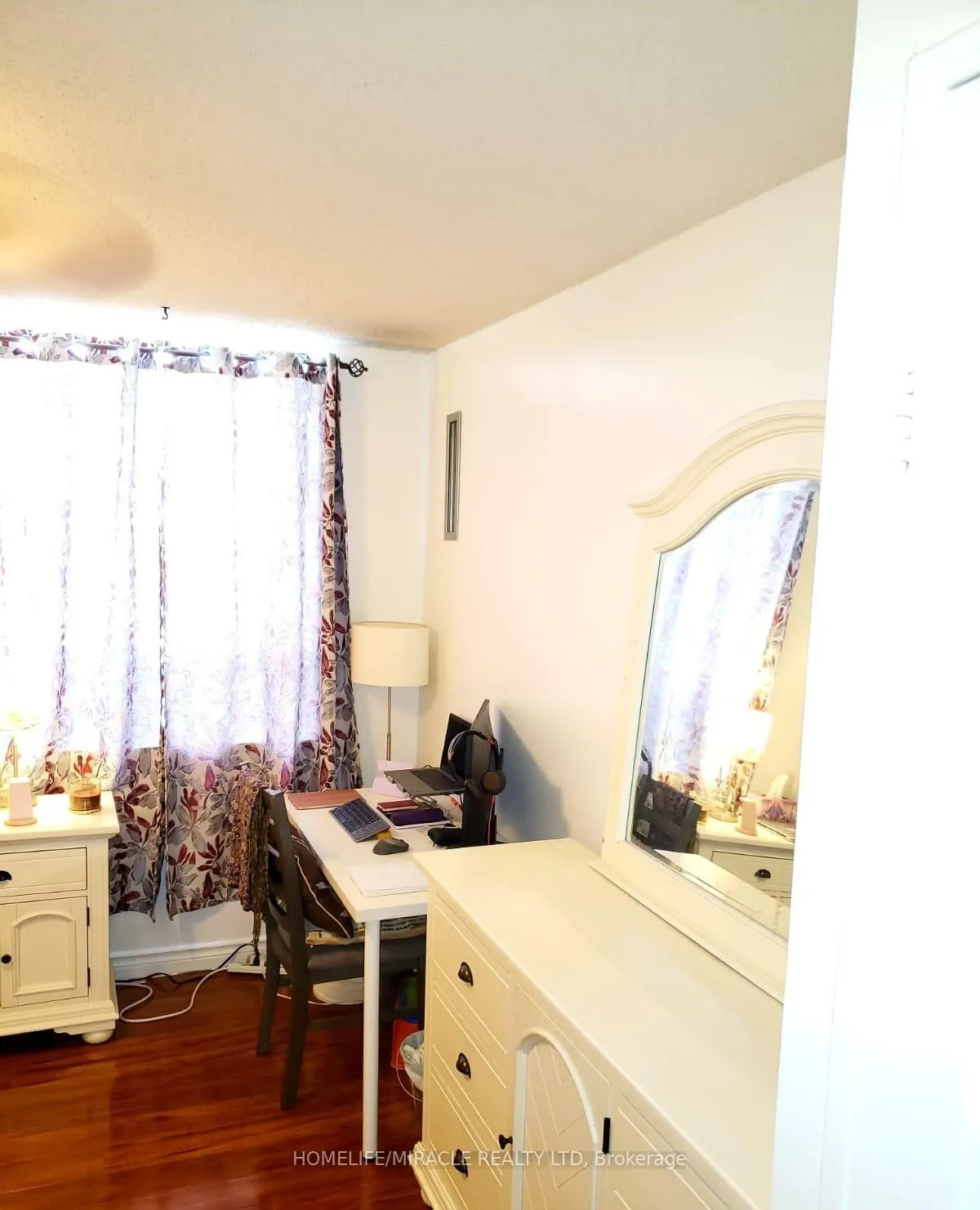 121 Trudelle Street, #814