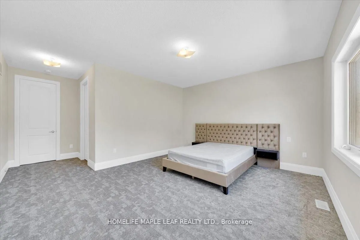 1242 Talisman Manor