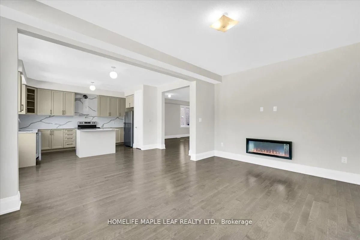 1242 Talisman Manor