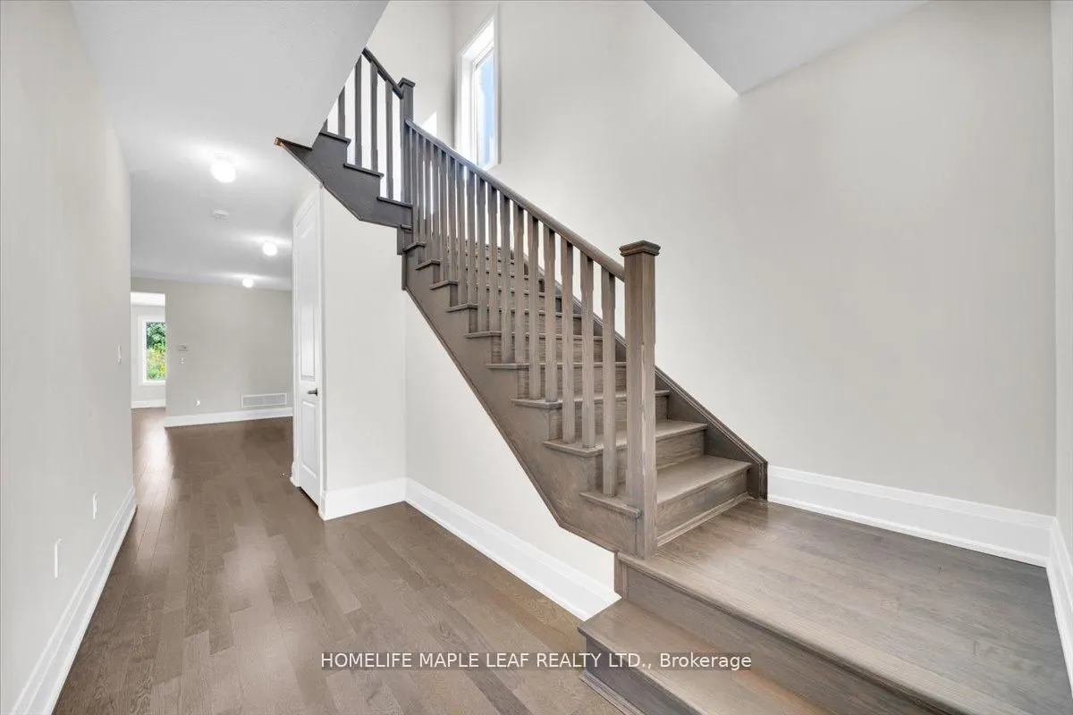 1242 Talisman Manor