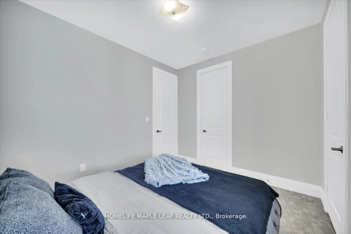 1242 Talisman Manor
