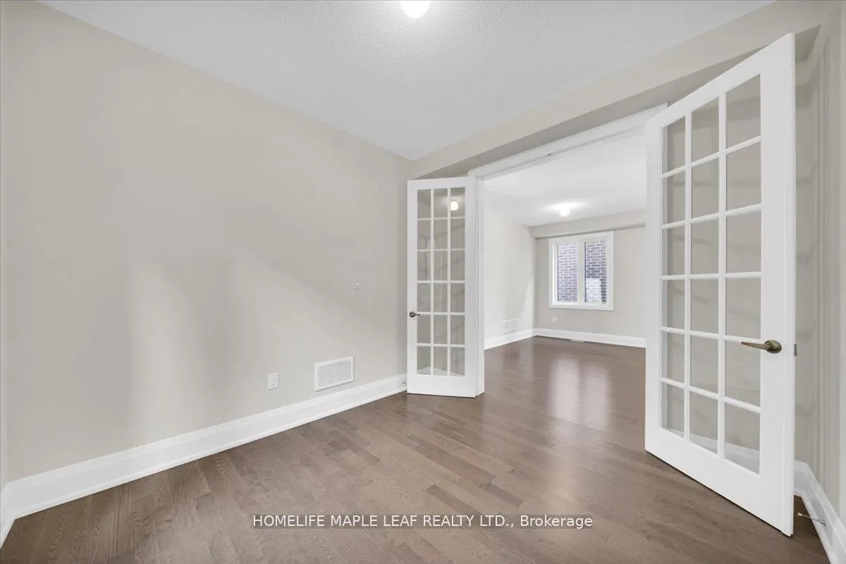 1242 Talisman Manor