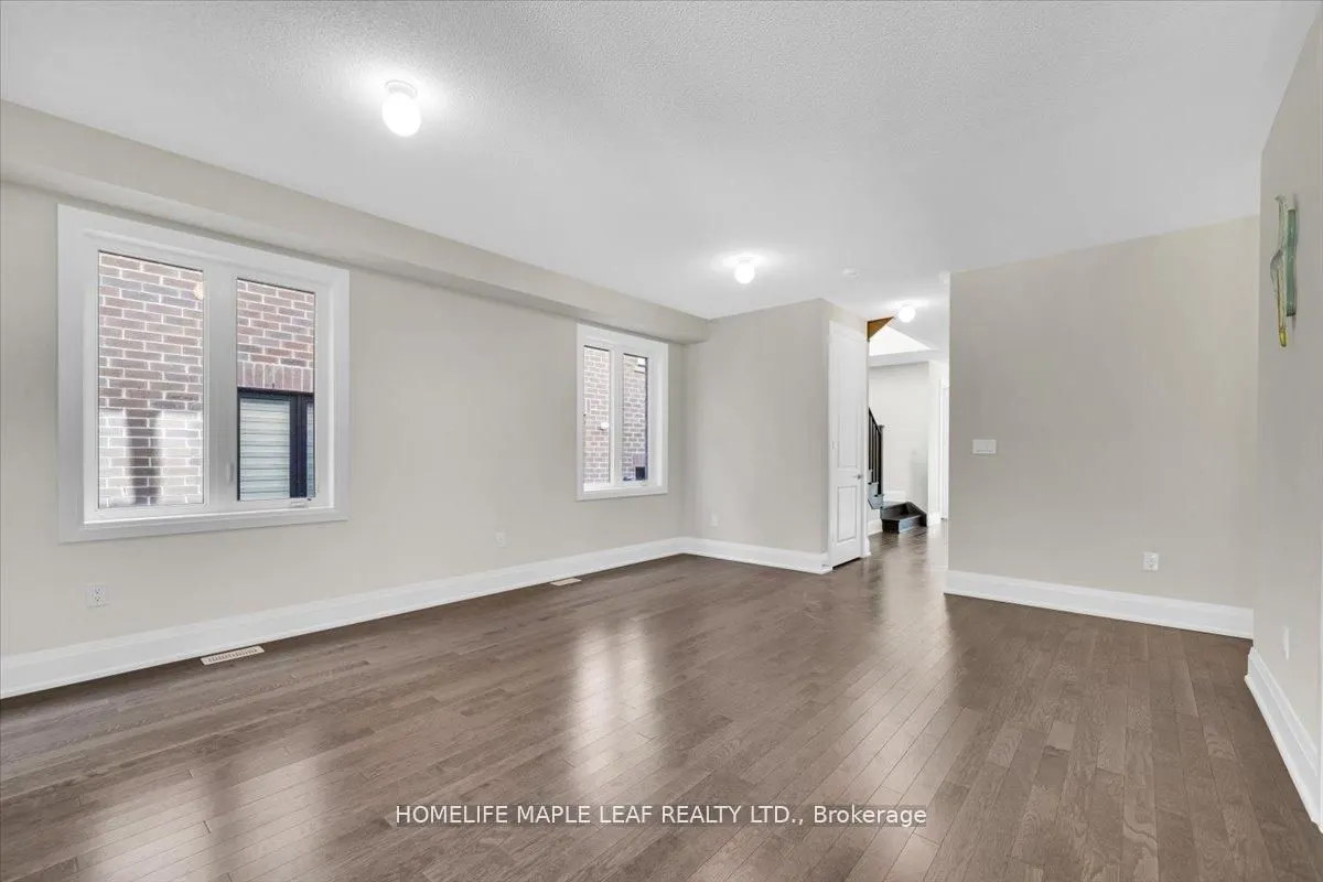 1242 Talisman Manor