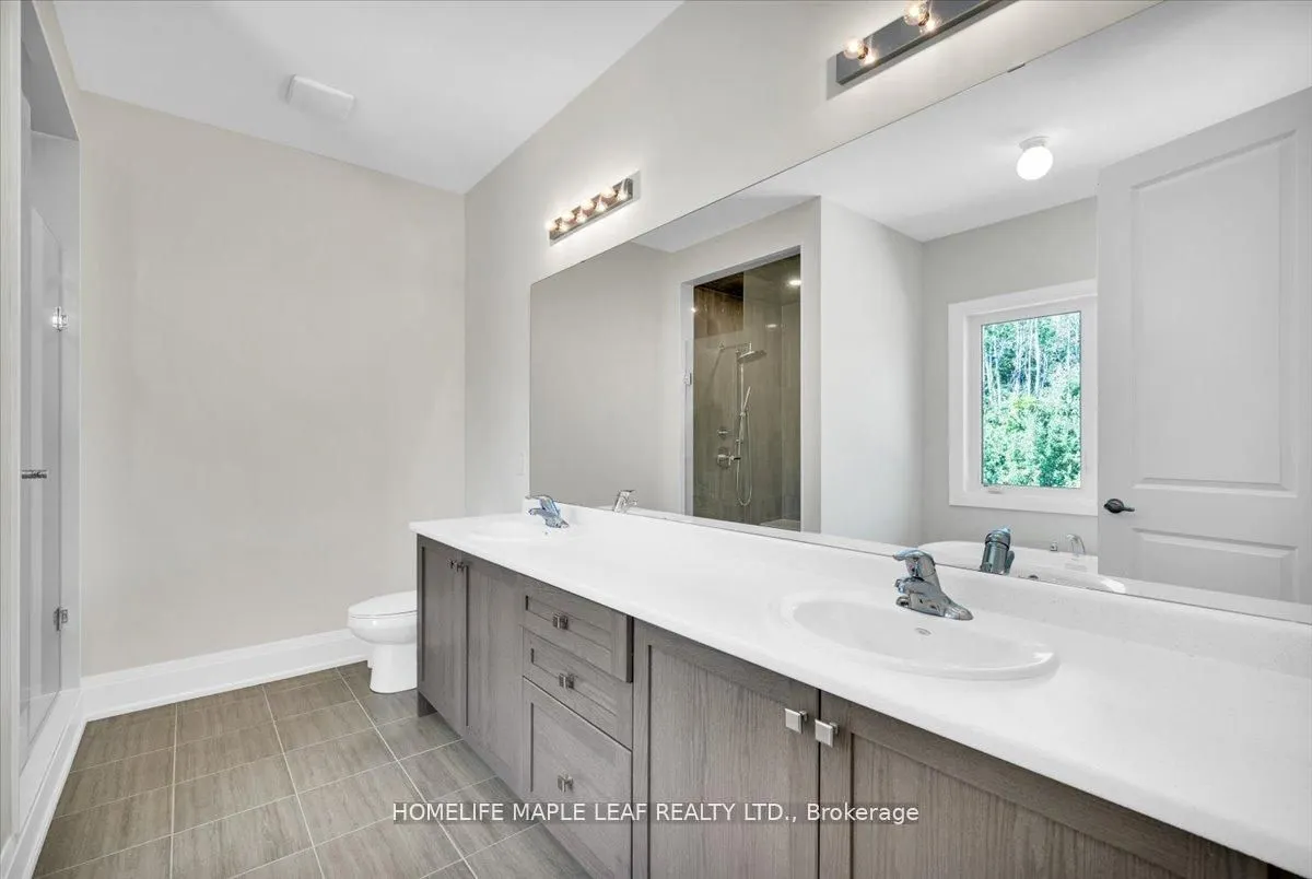 1242 Talisman Manor
