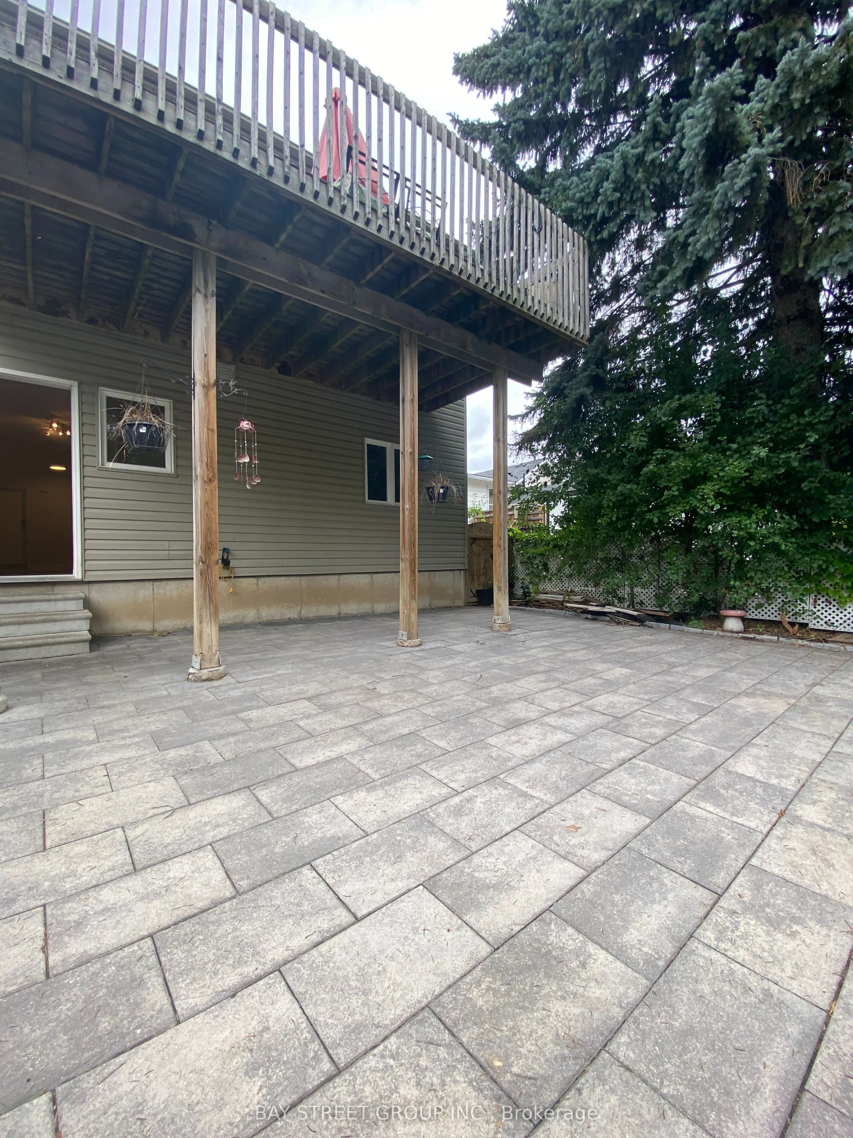 343 Pine Avenue, #lower level