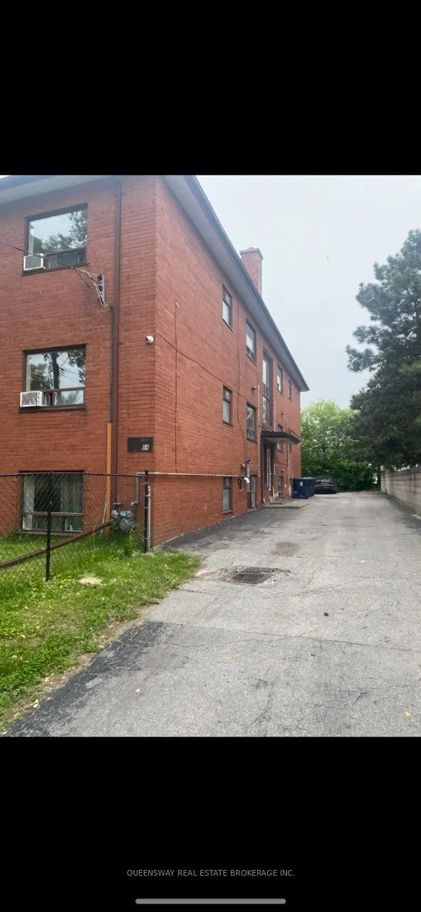 84 Falmouth Avenue