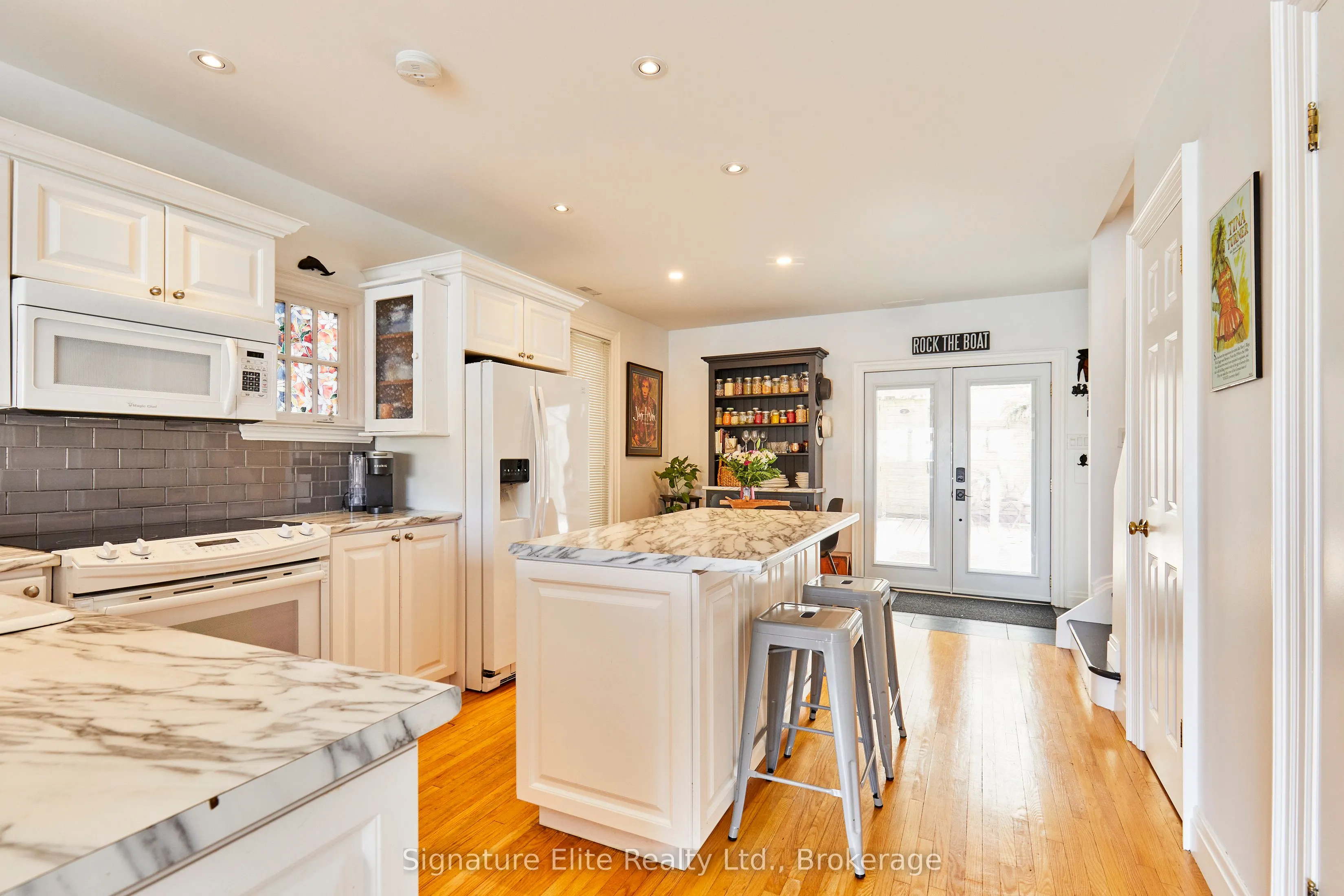 7 Brimley Road S, #14