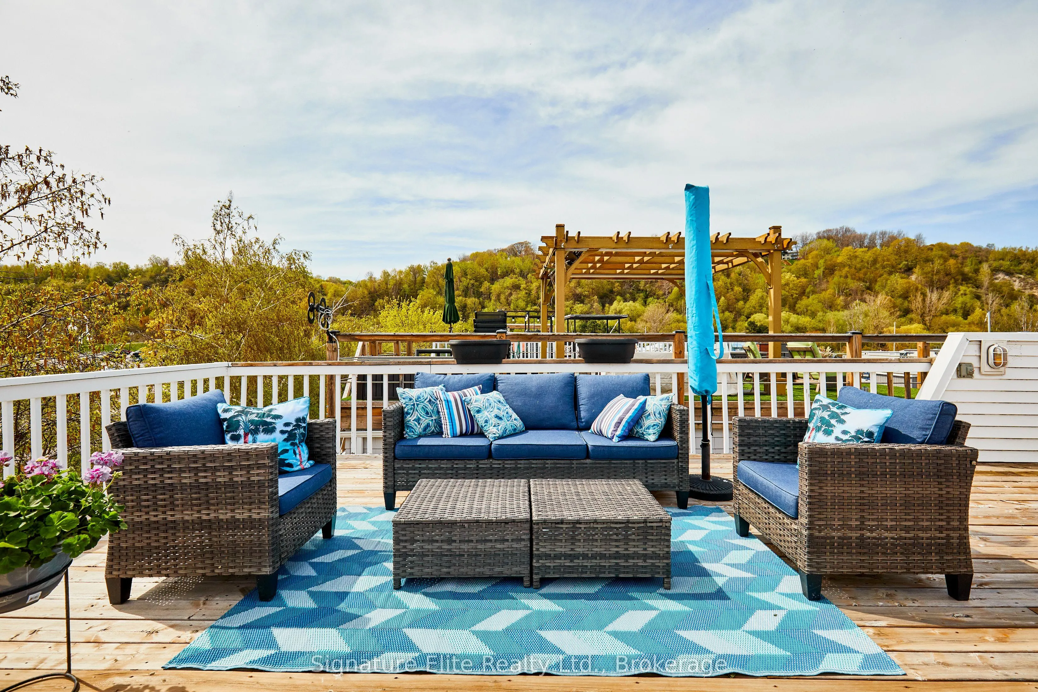 7 Brimley Road S, #14