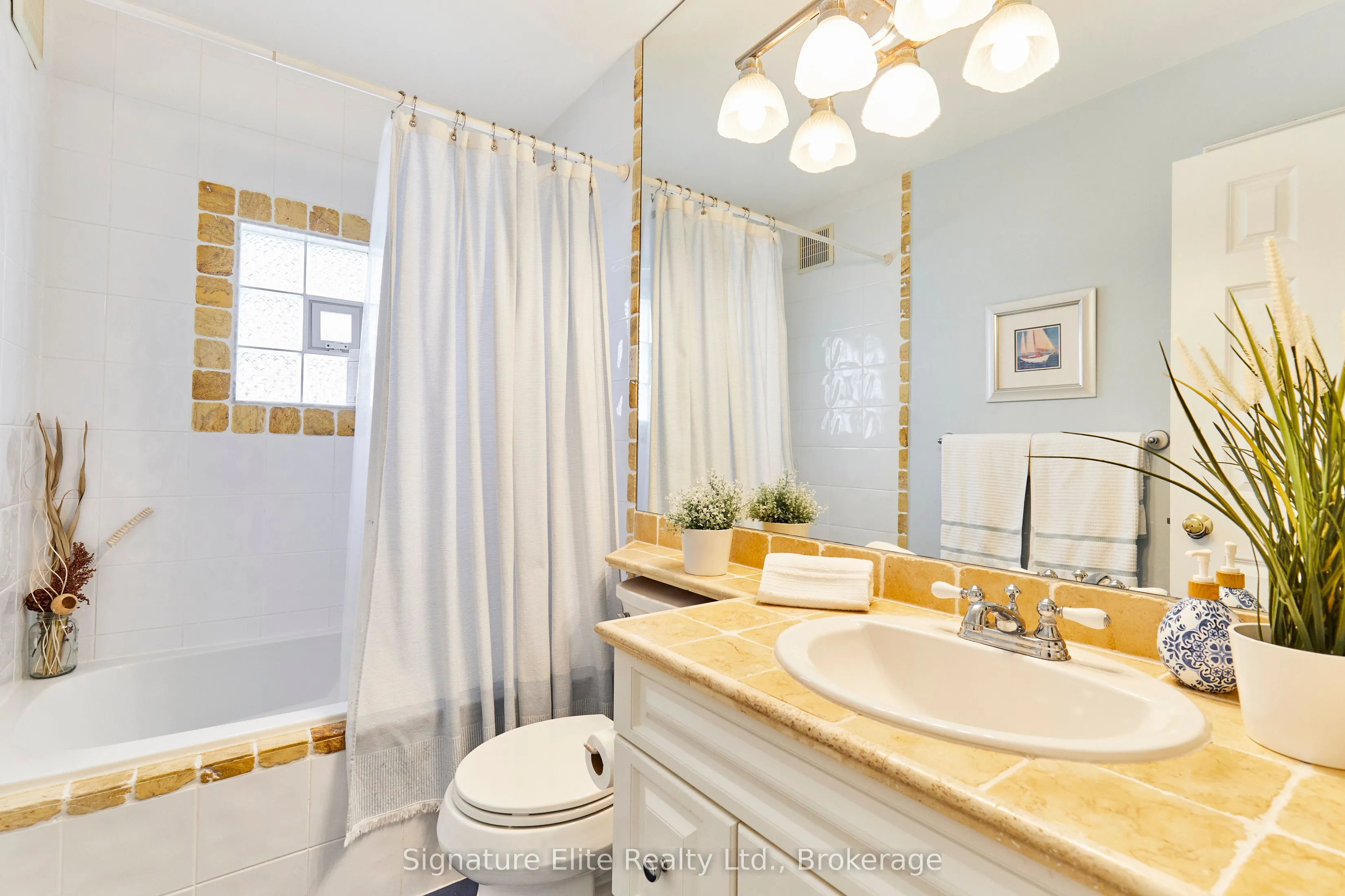 7 Brimley Road S, #14