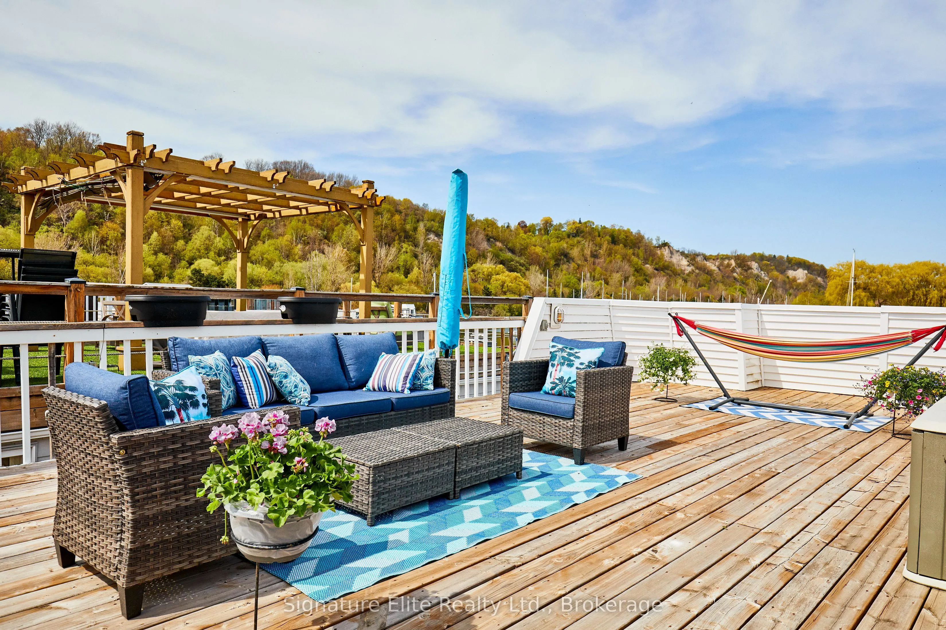 7 Brimley Road S, #14