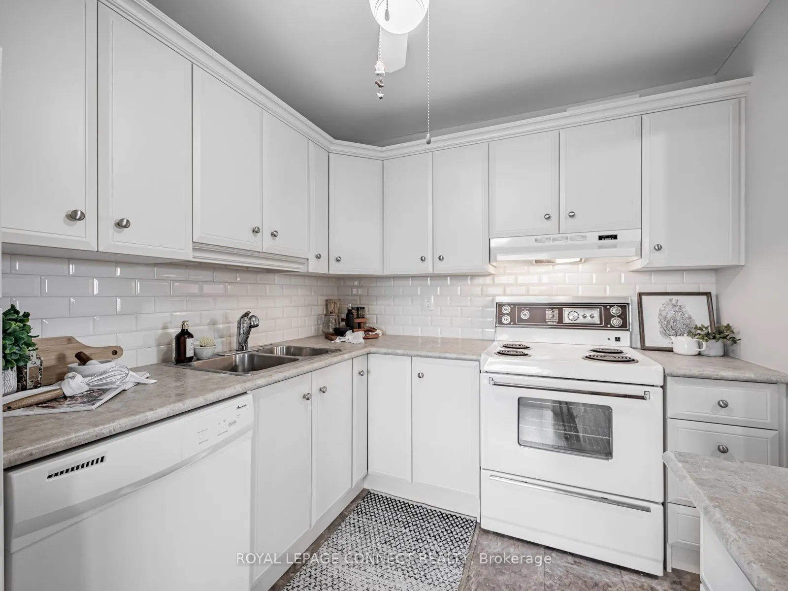 44 Falby Court, #1711