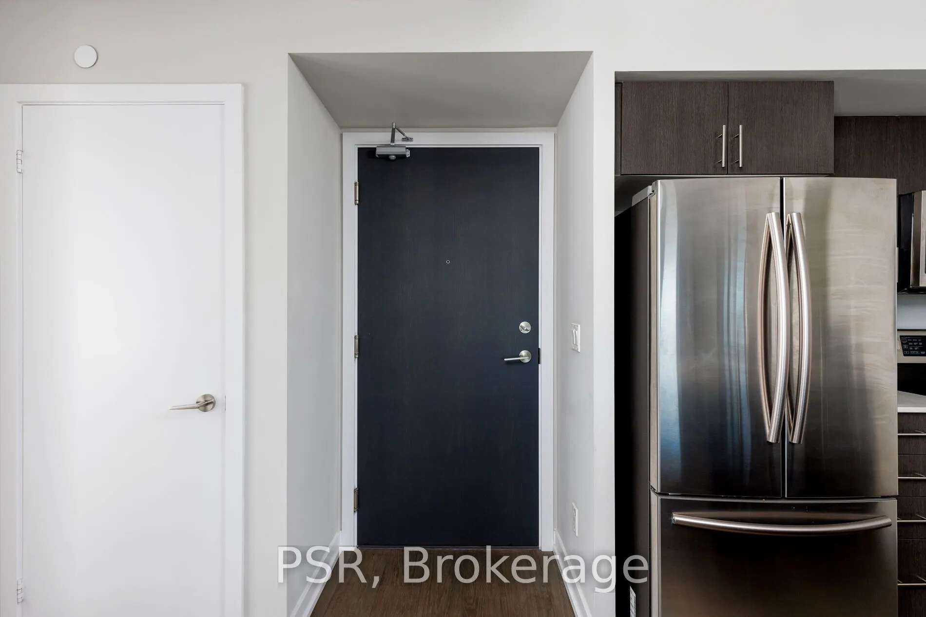 8 Trent Avenue, #1017