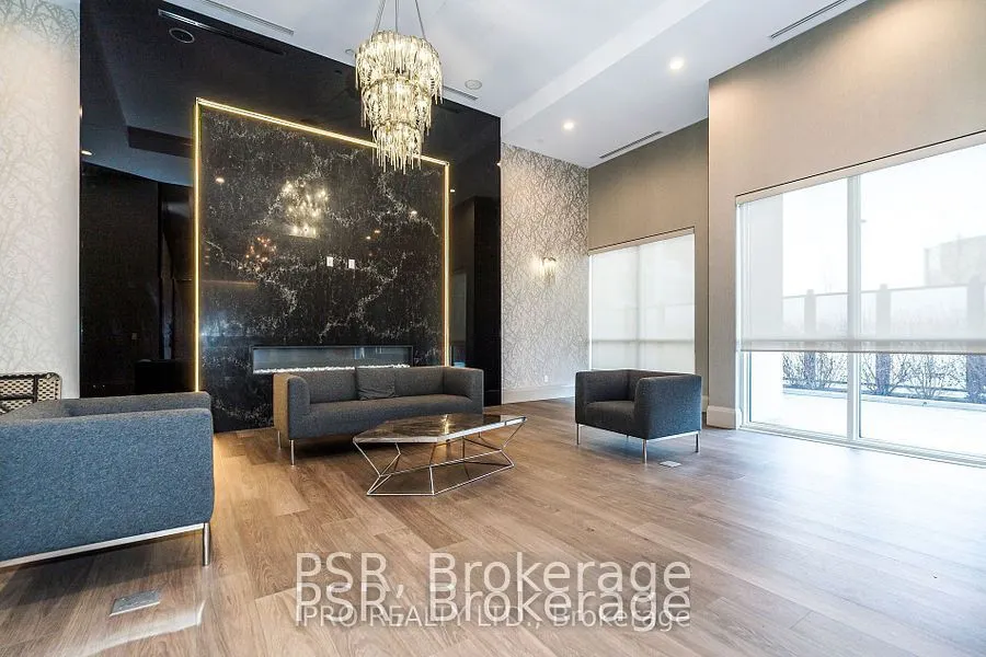8 Trent Avenue, #1017