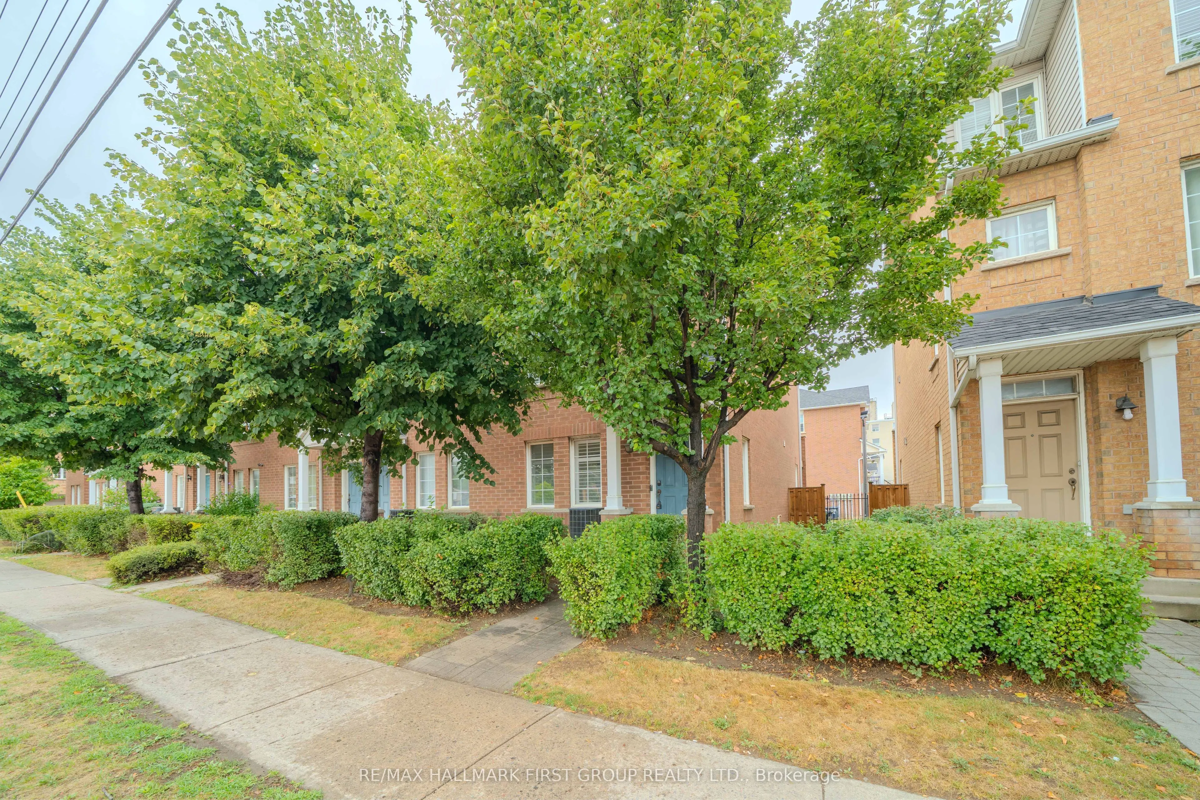 2790 Eglinton Avenue E, #1