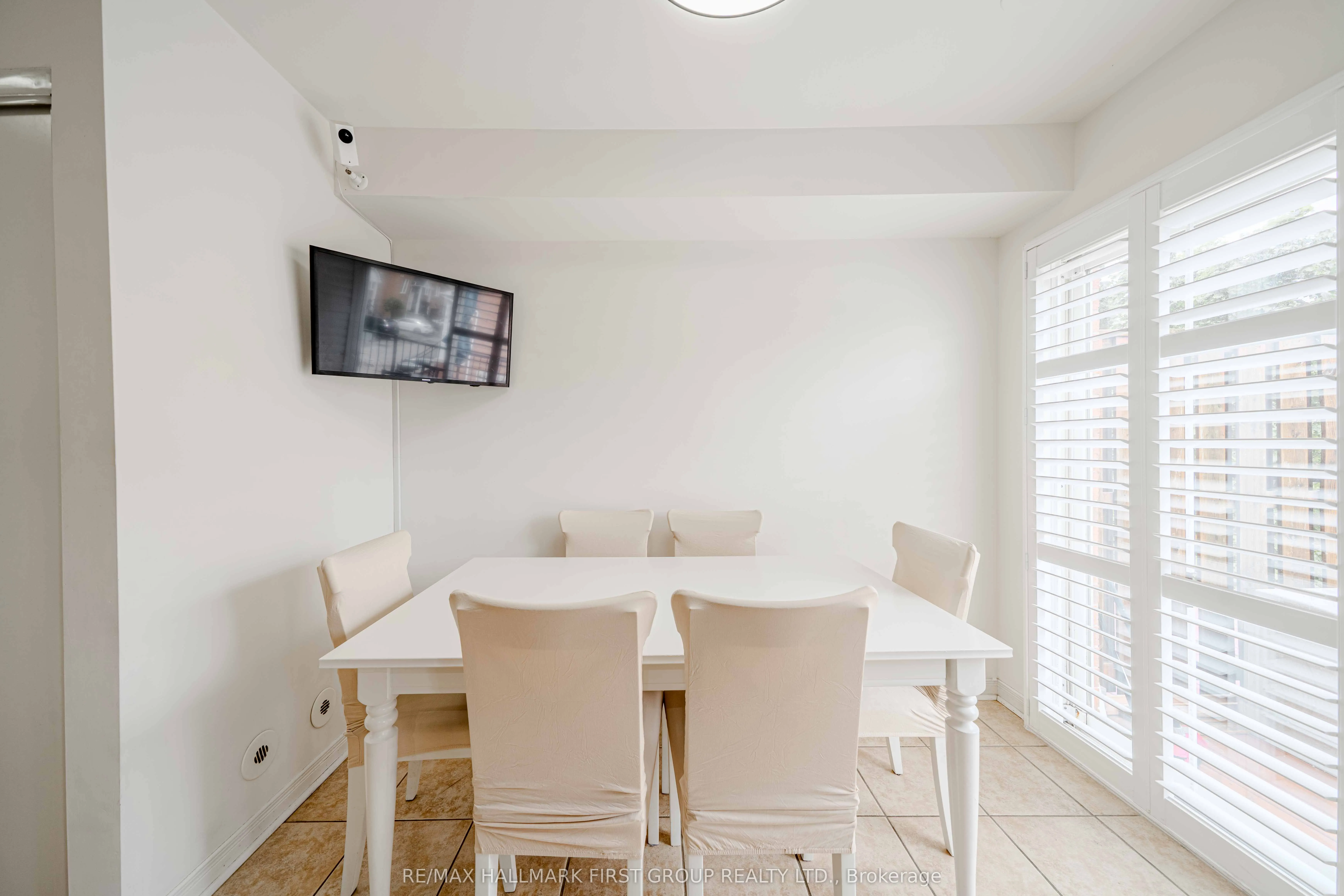 2790 Eglinton Avenue E, #1