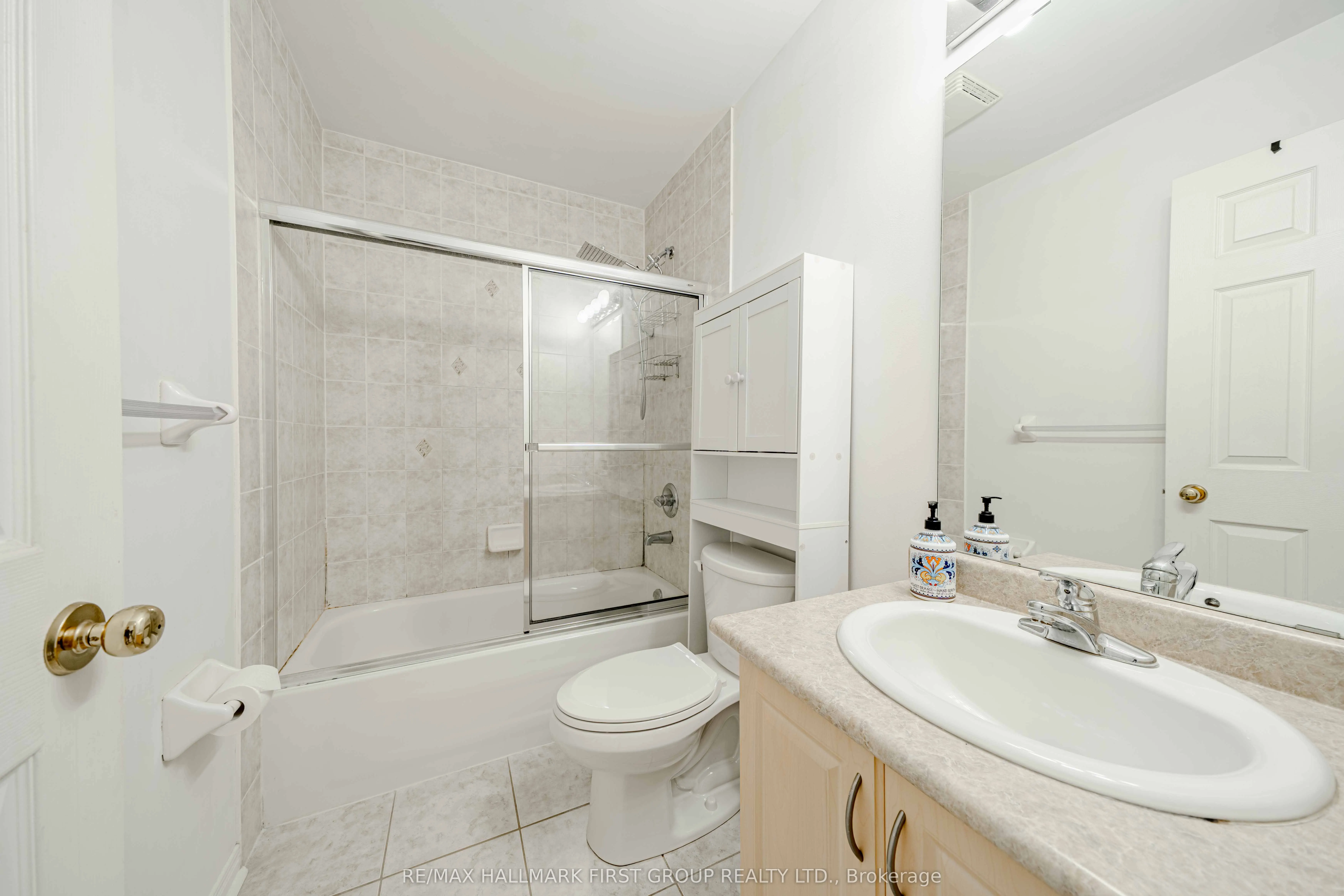 2790 Eglinton Avenue E, #1