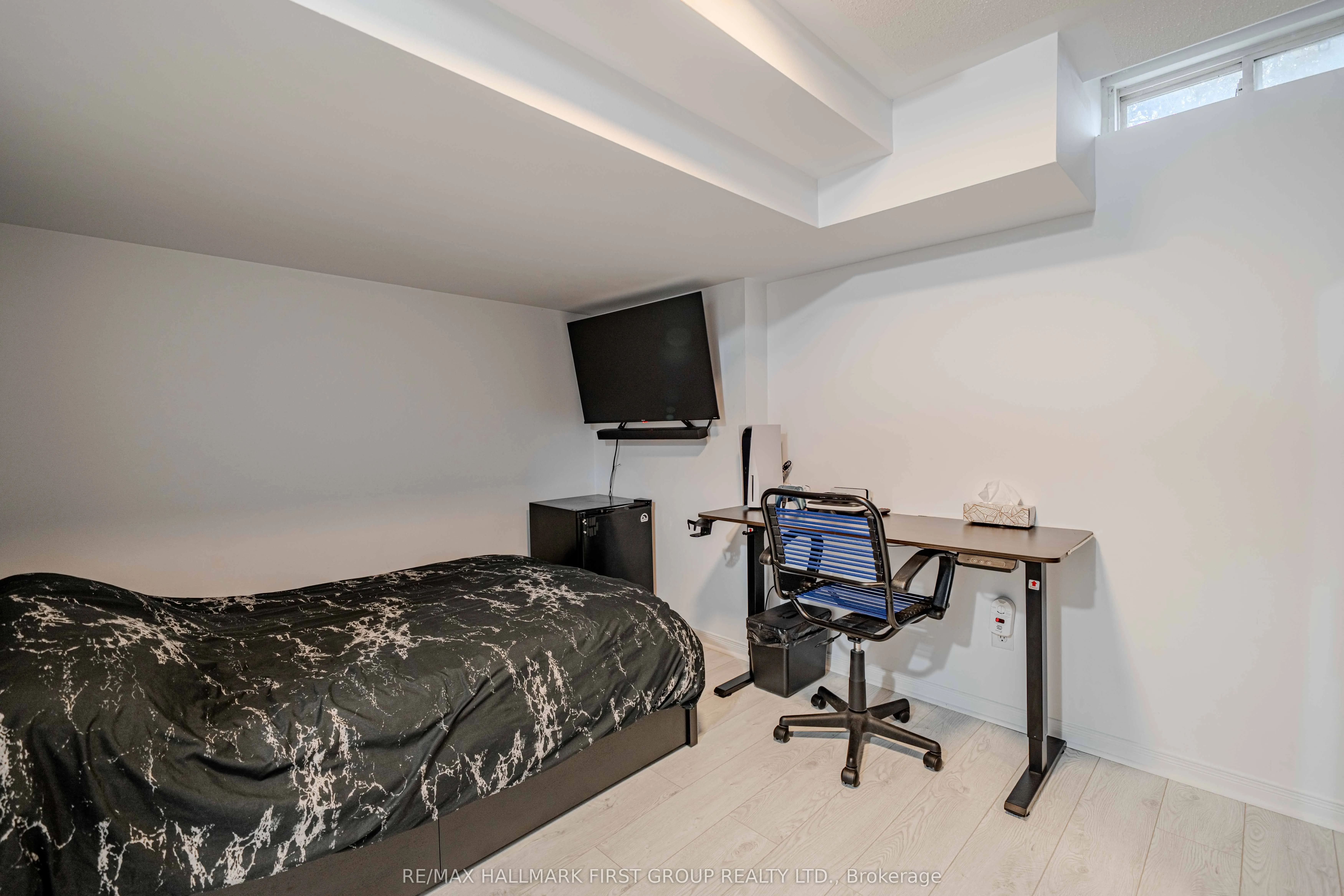 2790 Eglinton Avenue E, #1