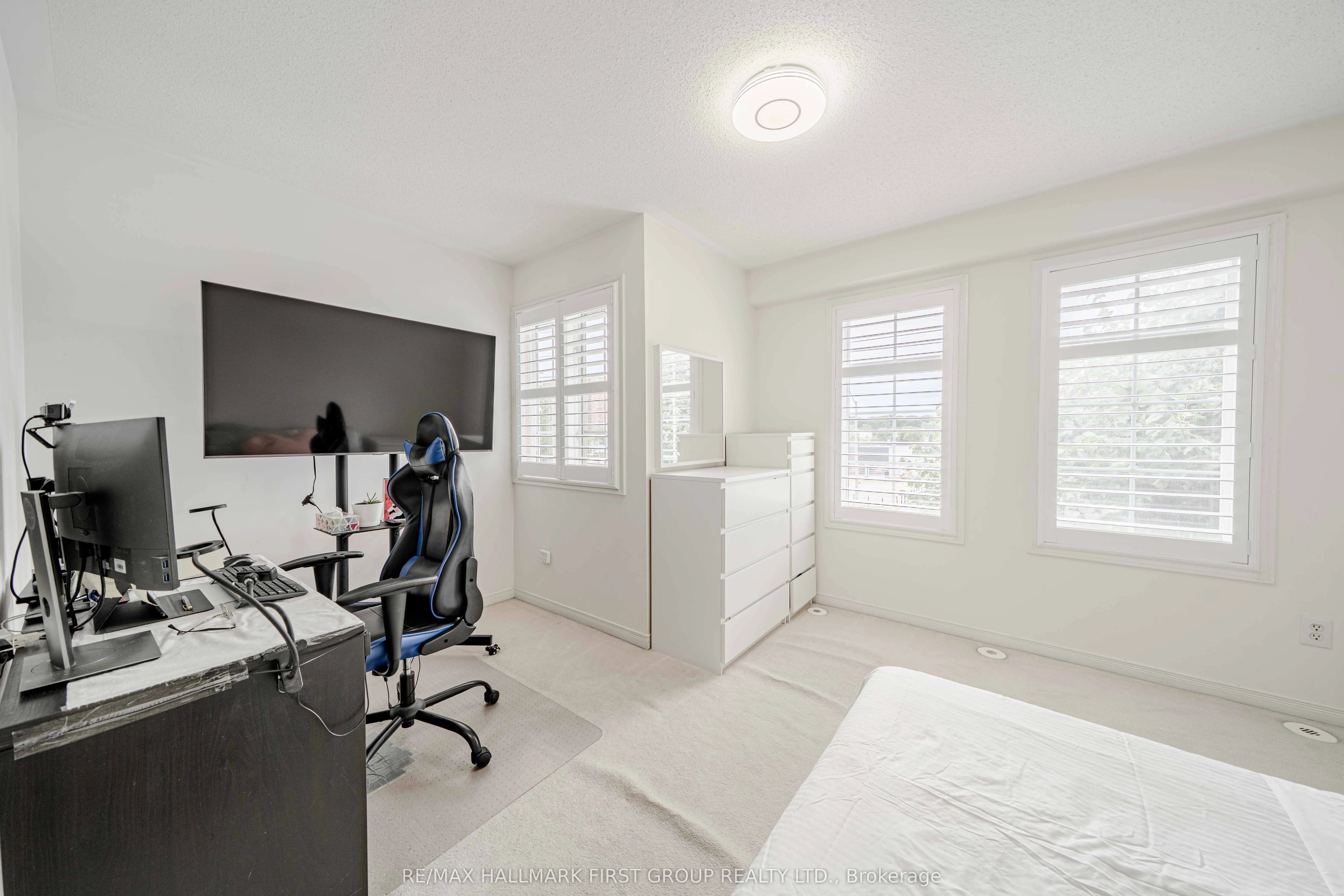2790 Eglinton Avenue E, #1