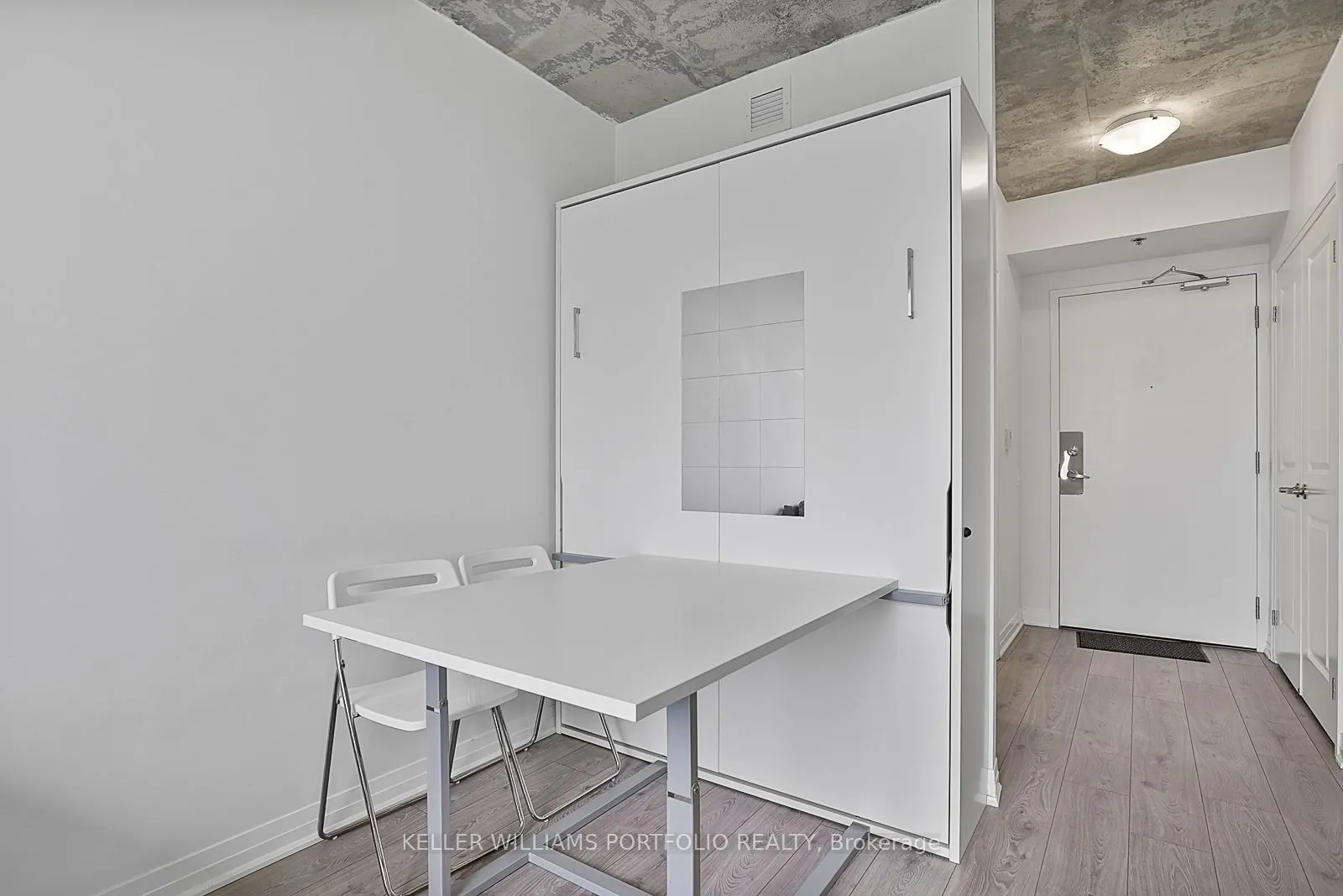 1900 Simcoe Street N, #310