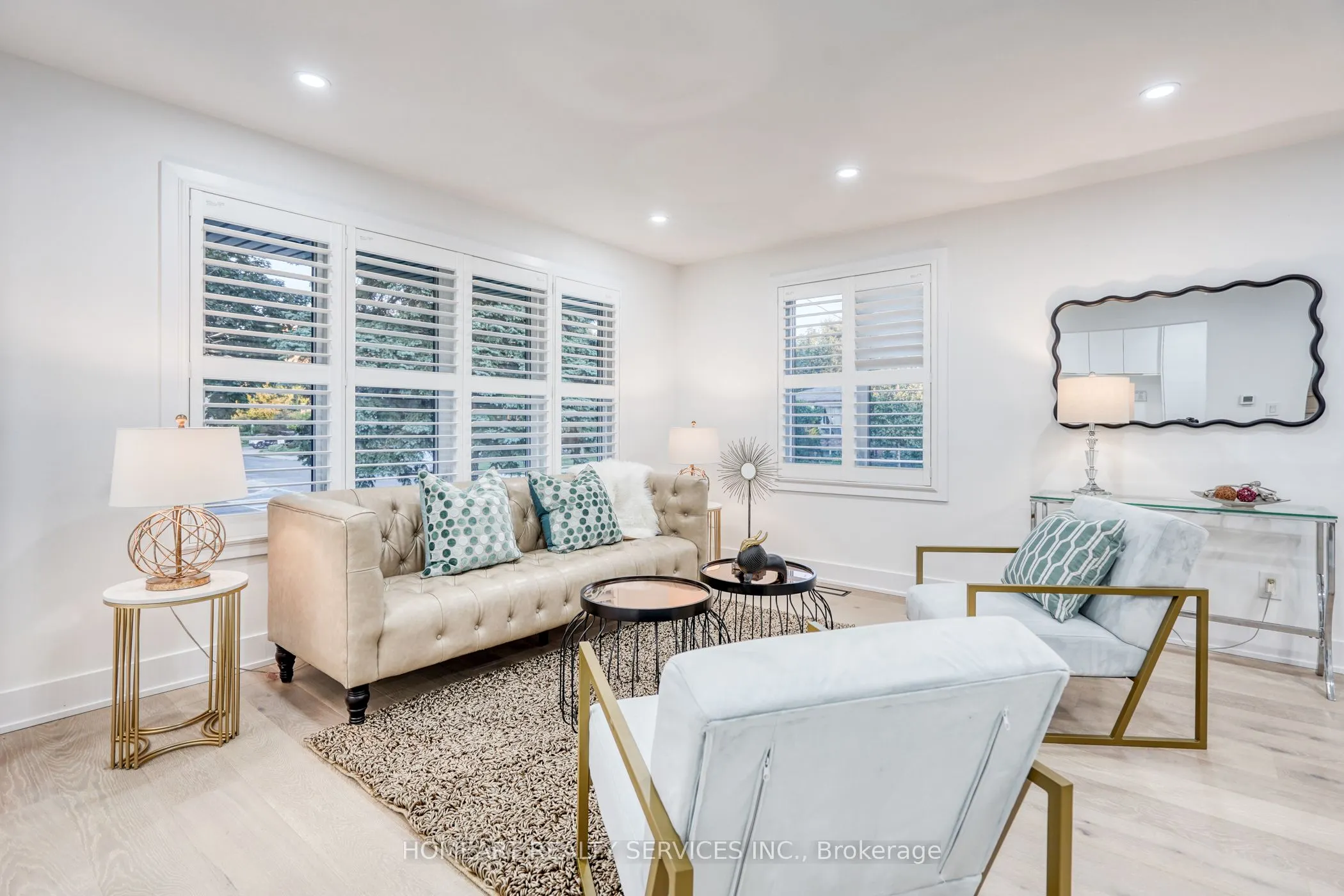 35 Munford Crescent