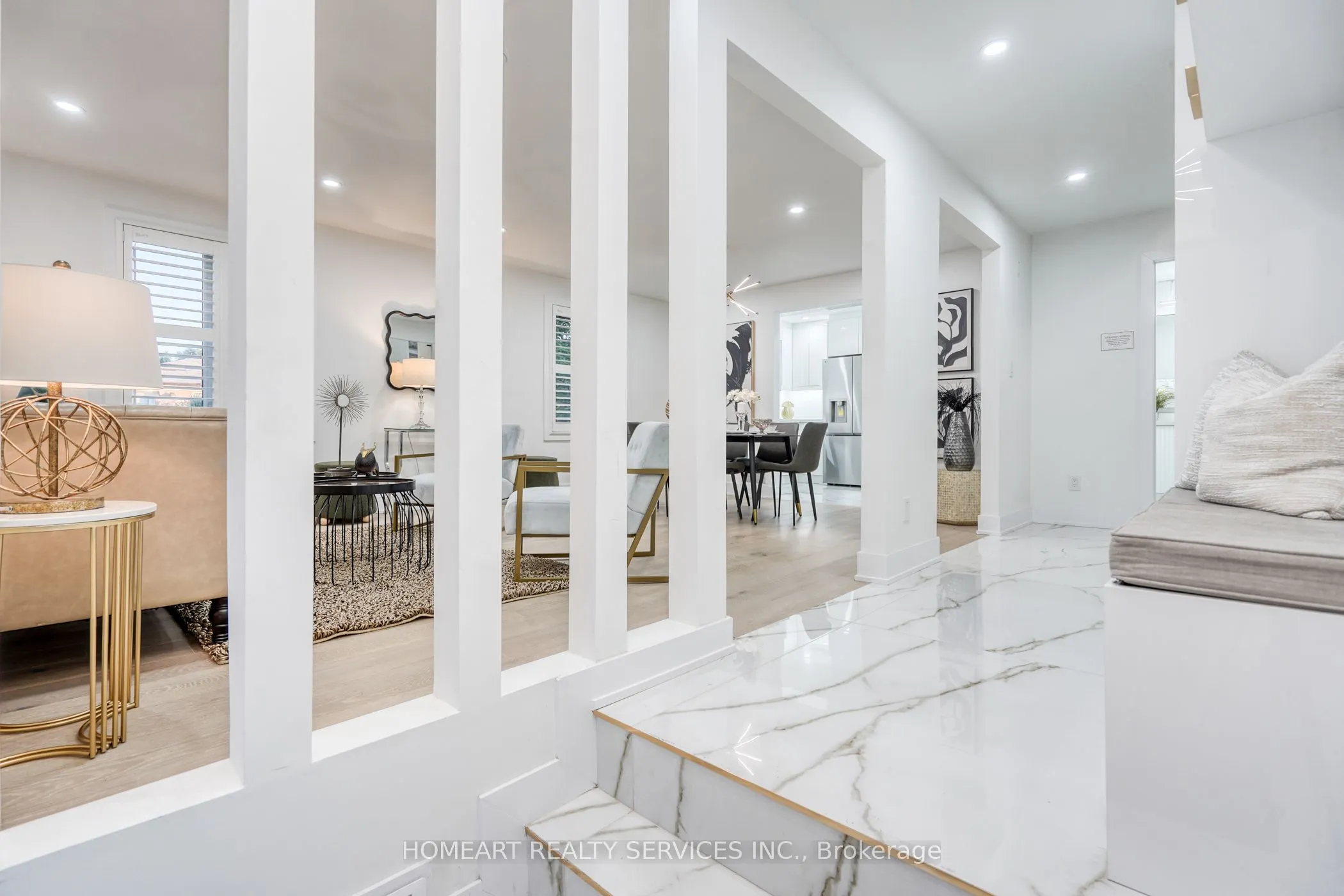 35 Munford Crescent