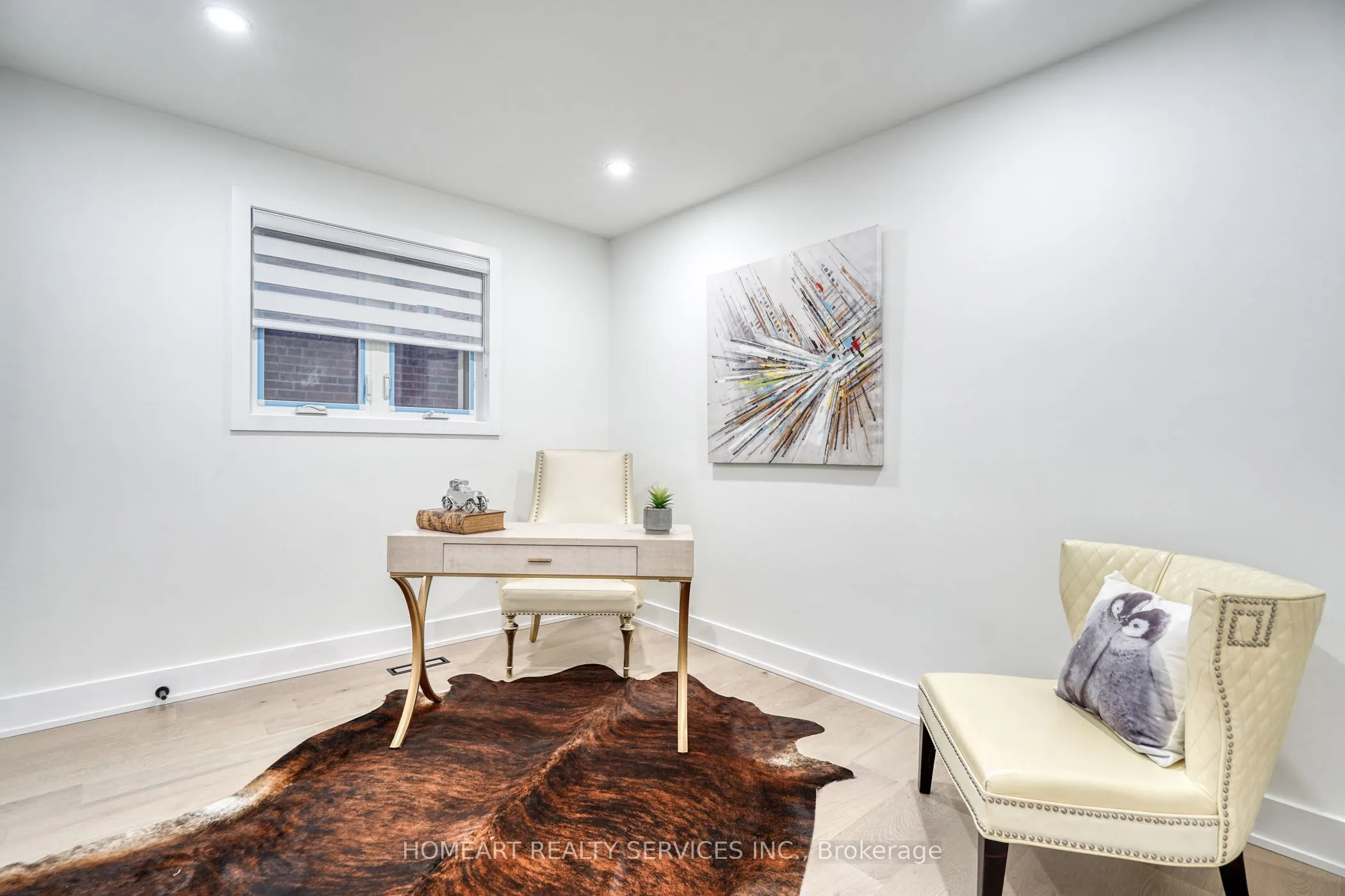 35 Munford Crescent