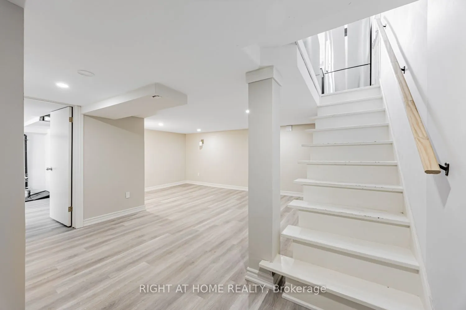 390 Jarvis Street