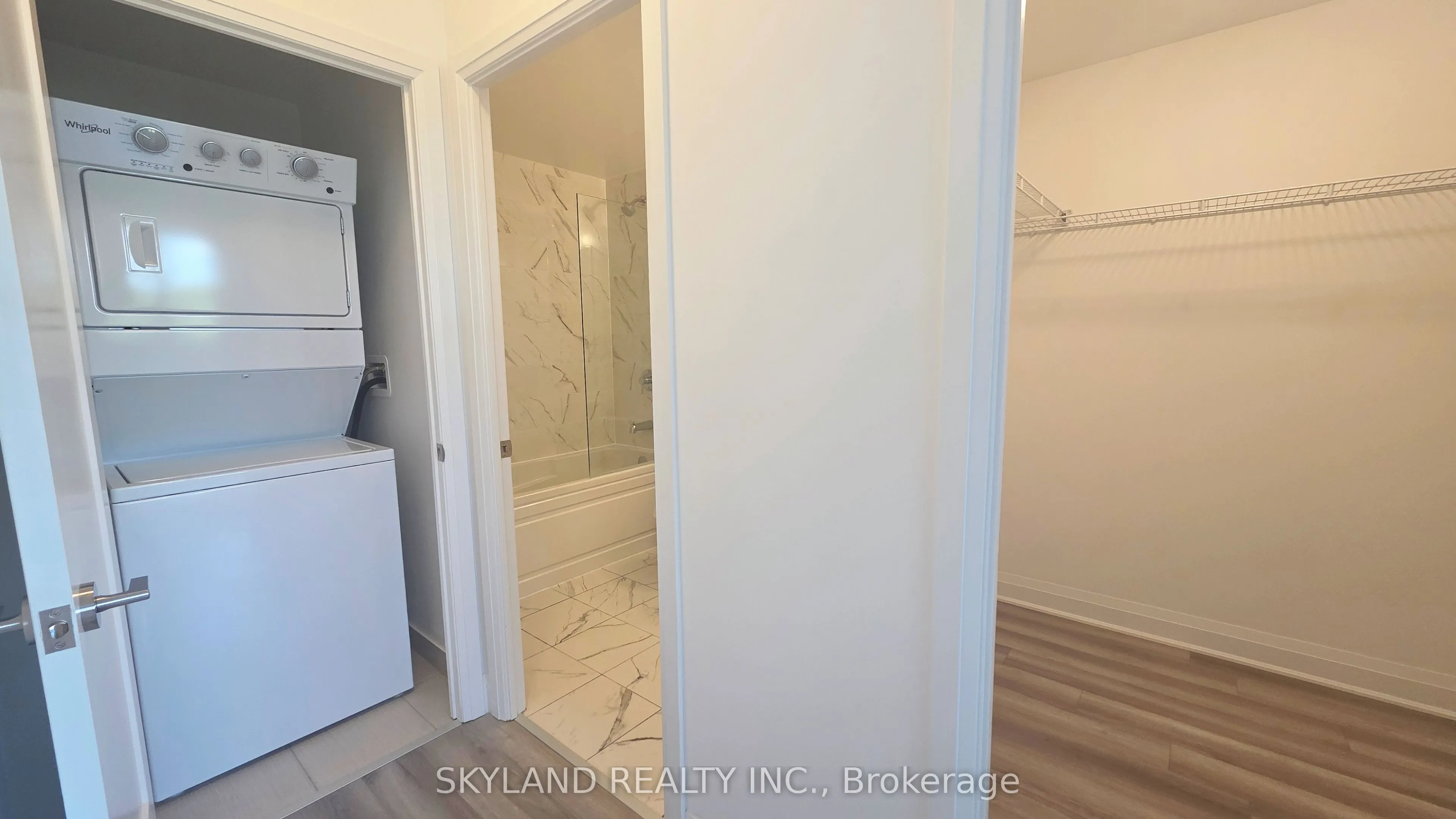 3220 Sheppard Avenue E, #222