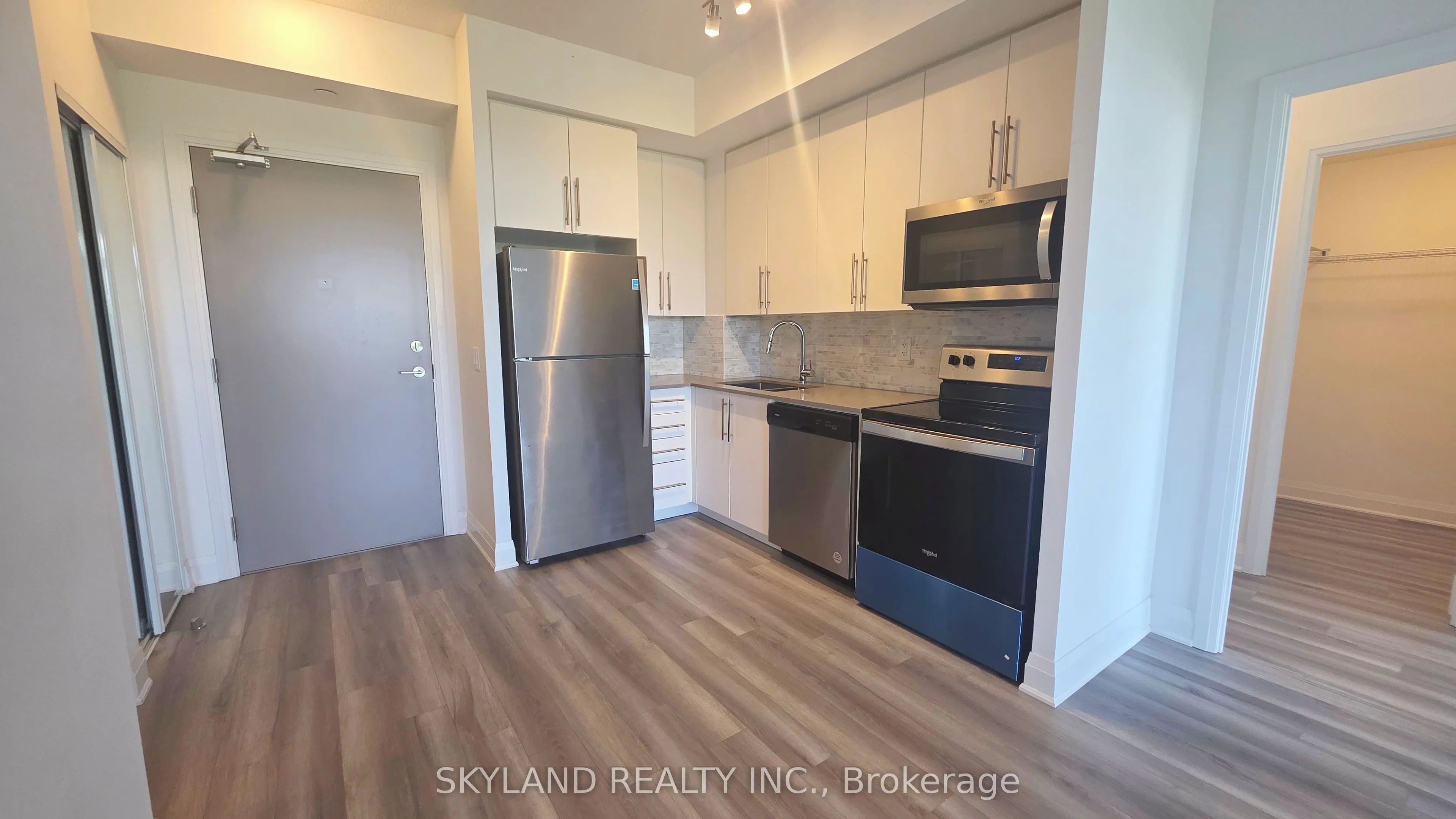 3220 Sheppard Avenue E, #222
