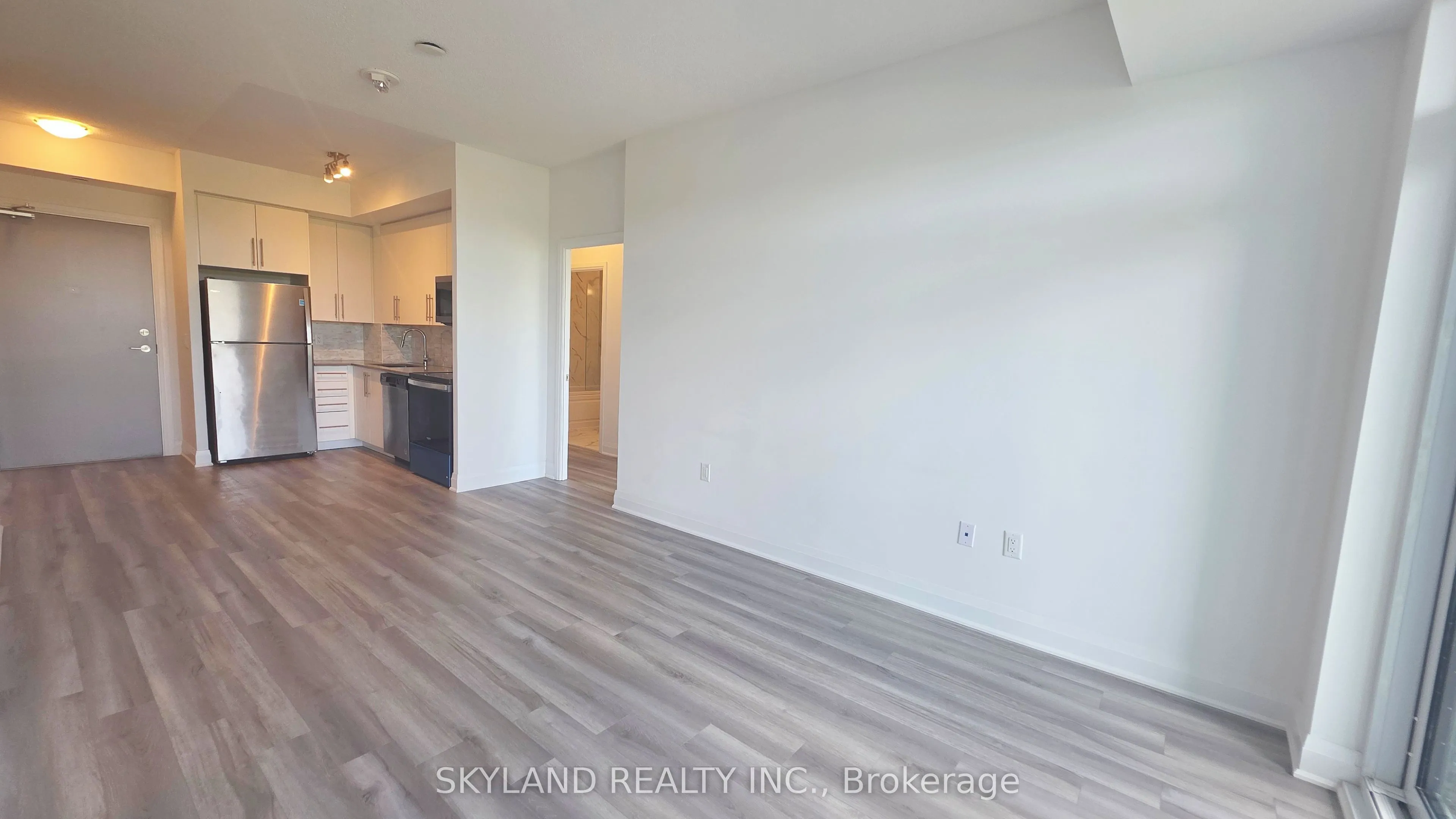 3220 Sheppard Avenue E, #222