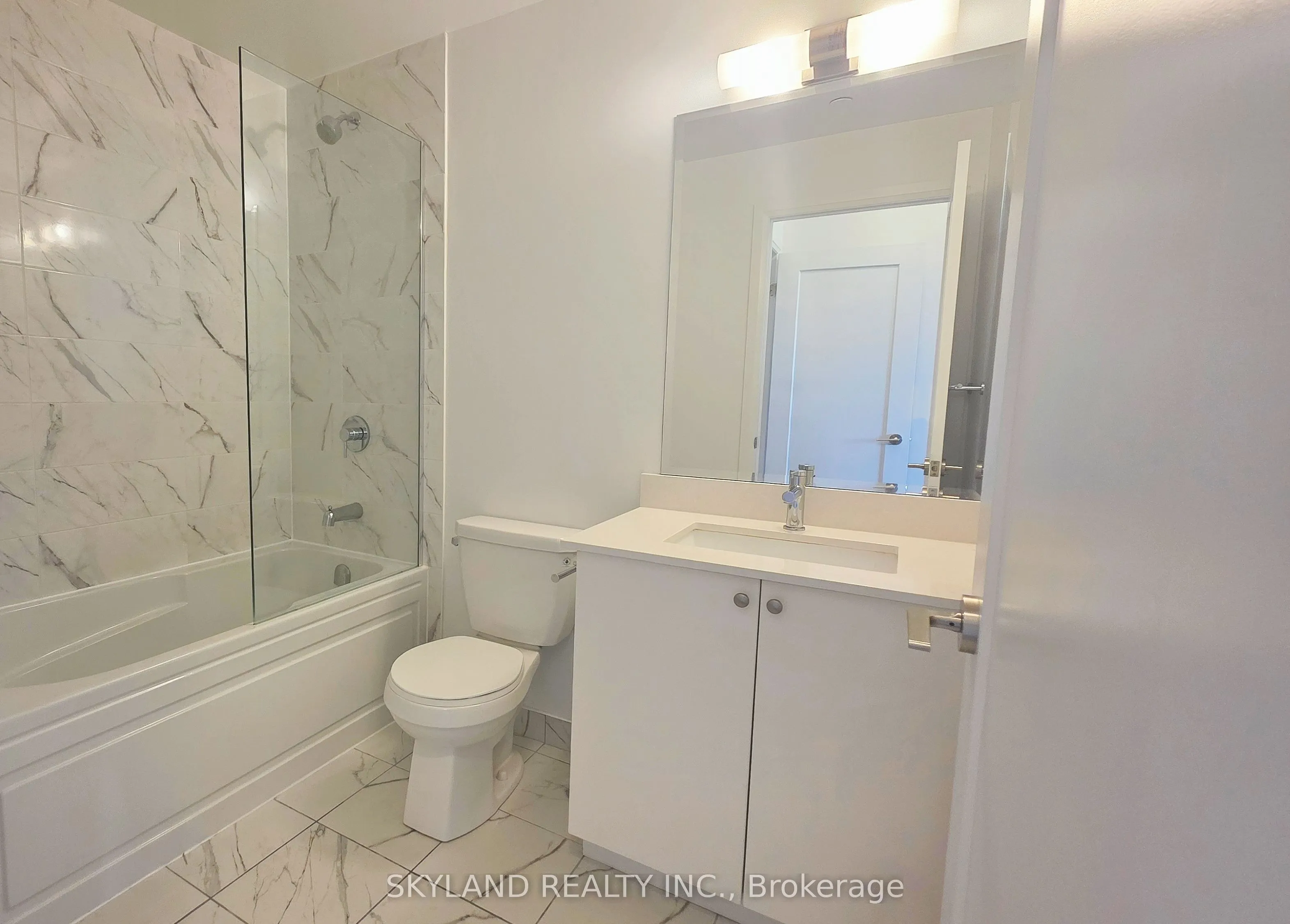 3220 Sheppard Avenue E, #222