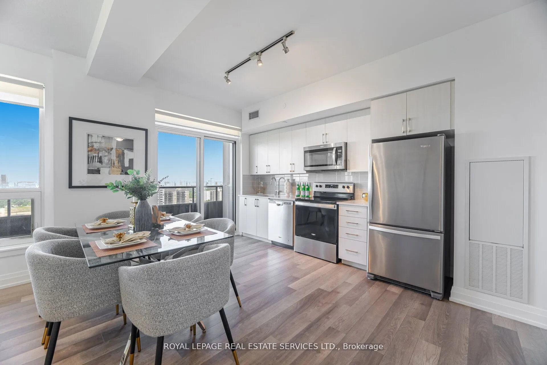 3121 Sheppard Avenue E, #2005
