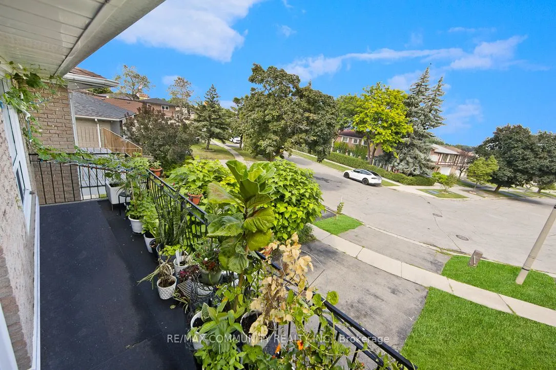 17 Tineta Crescent