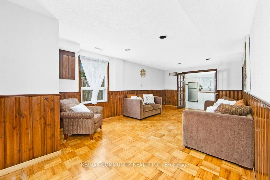 17 Tineta Crescent