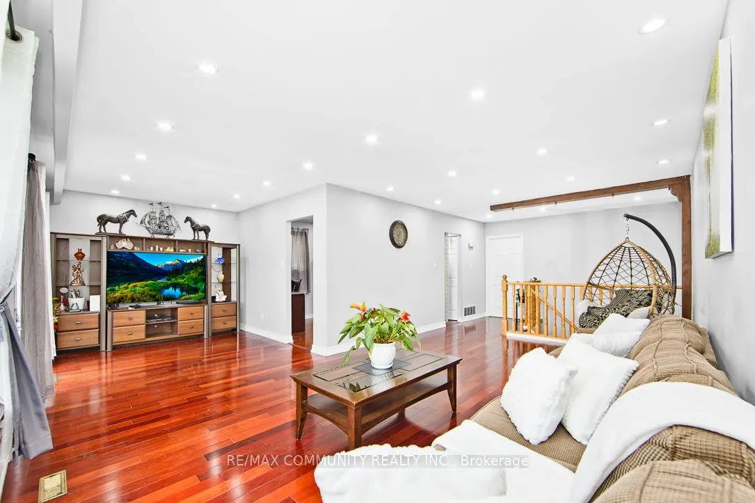 17 Tineta Crescent