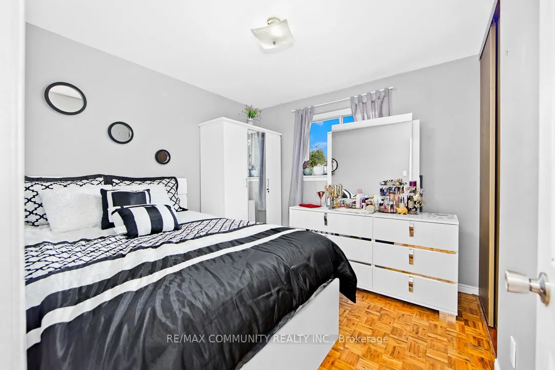 17 Tineta Crescent