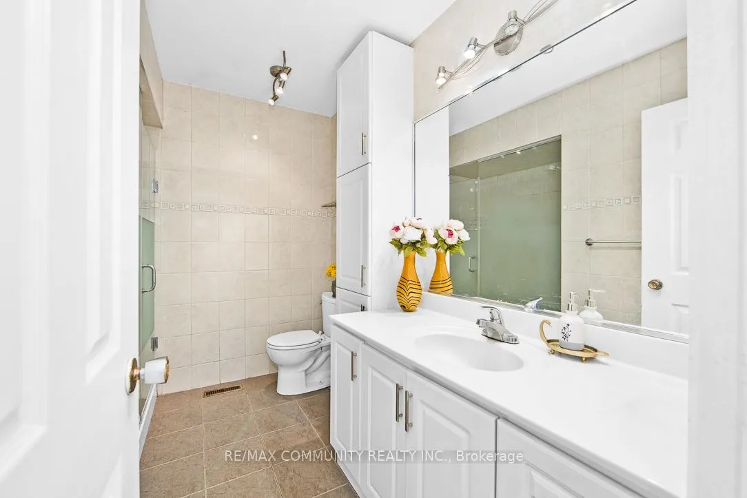 17 Tineta Crescent