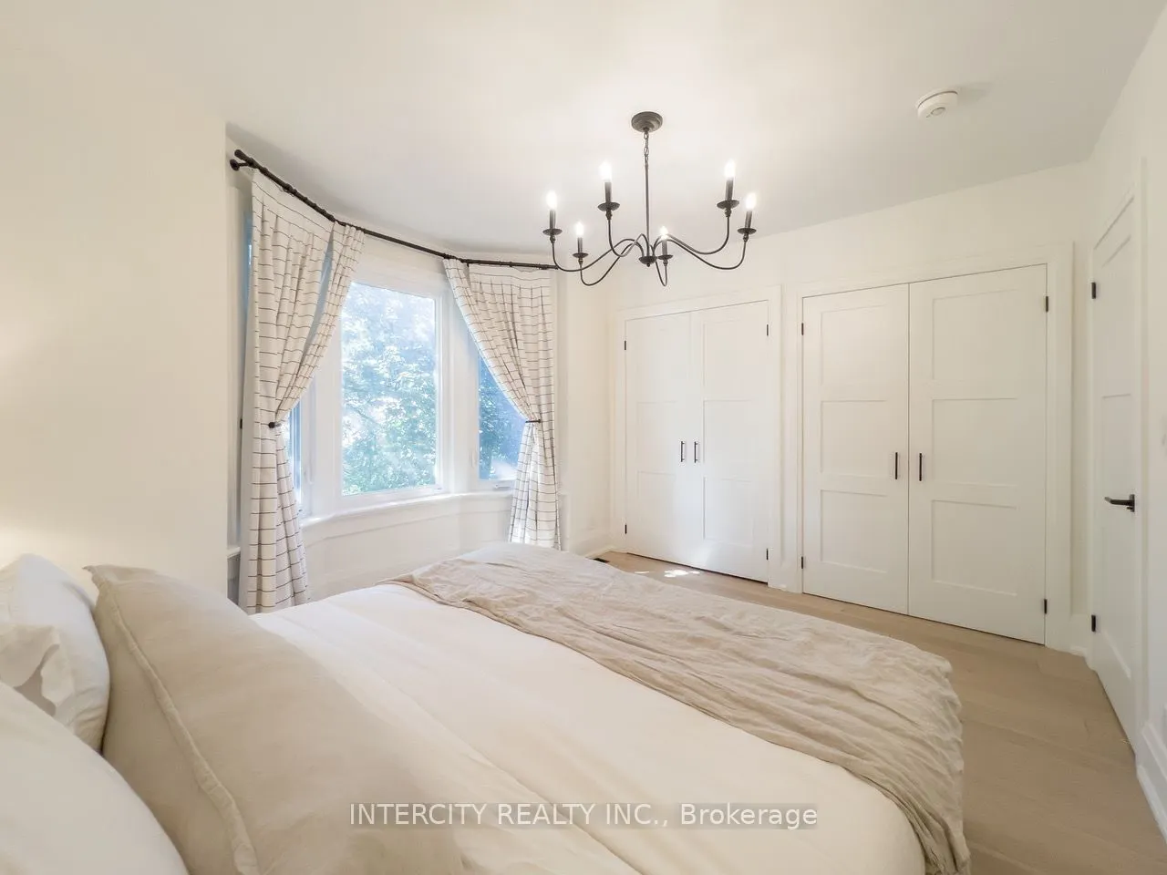 92 Dagmar Avenue