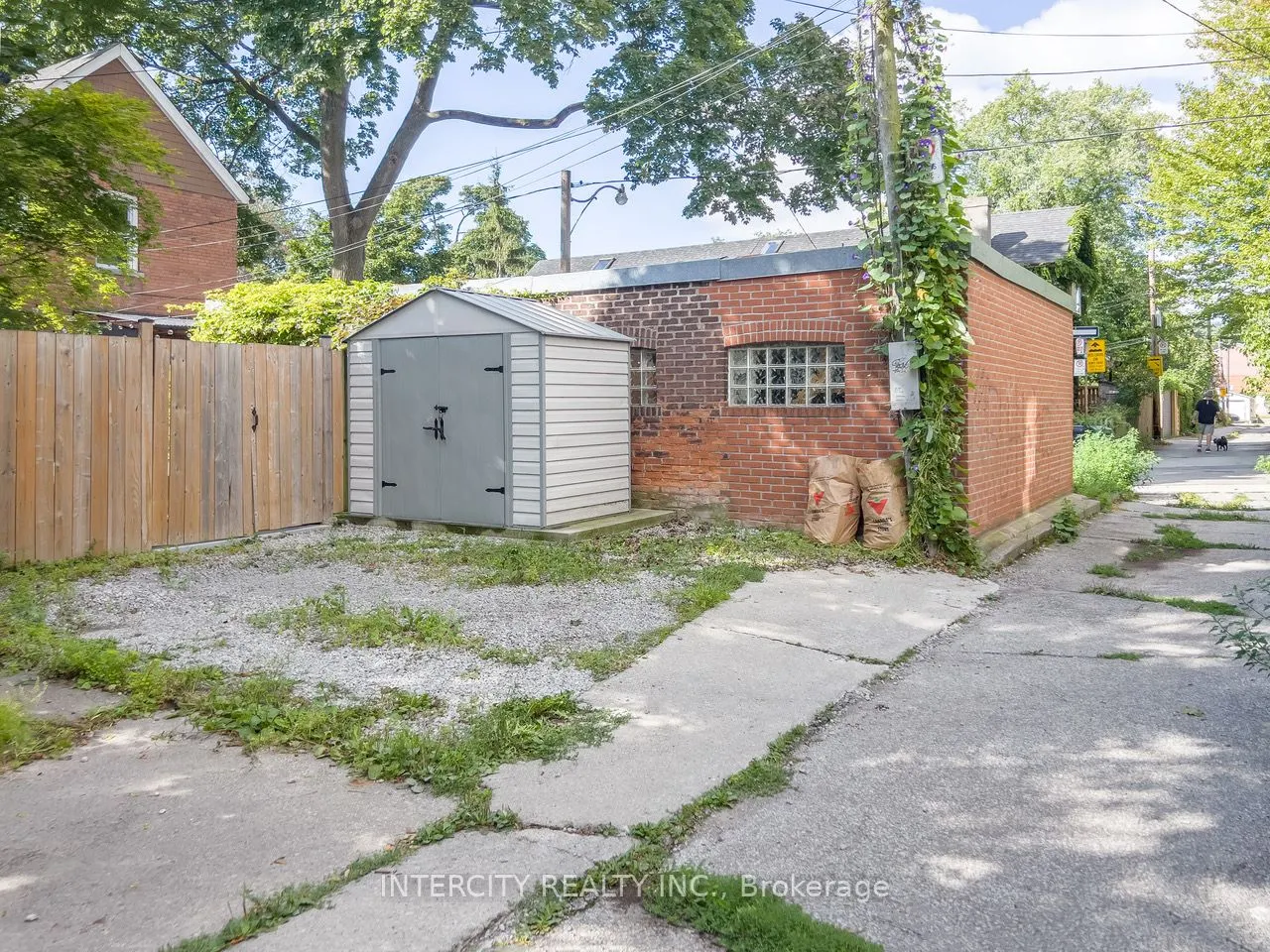 92 Dagmar Avenue