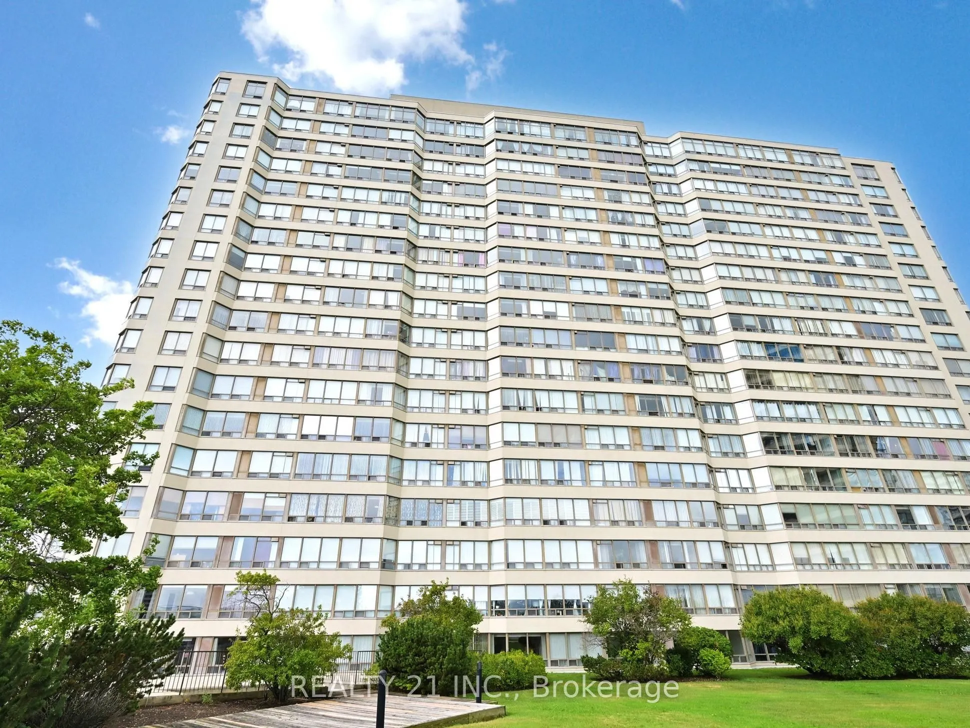 1 Greystone Walk Dr Drive, #488
