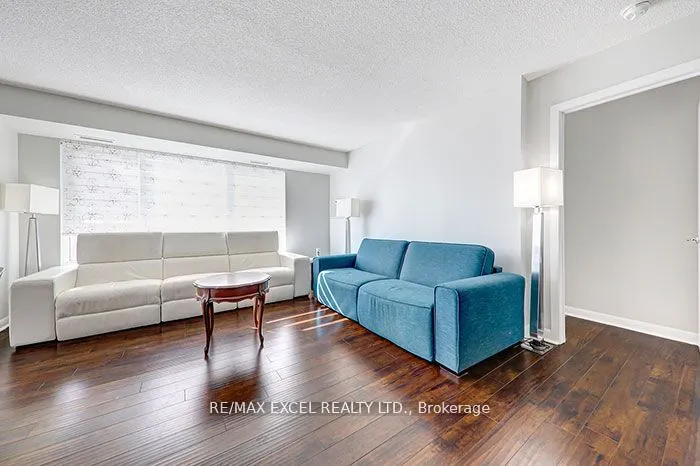 25 Town Centre Crt Street S, #608