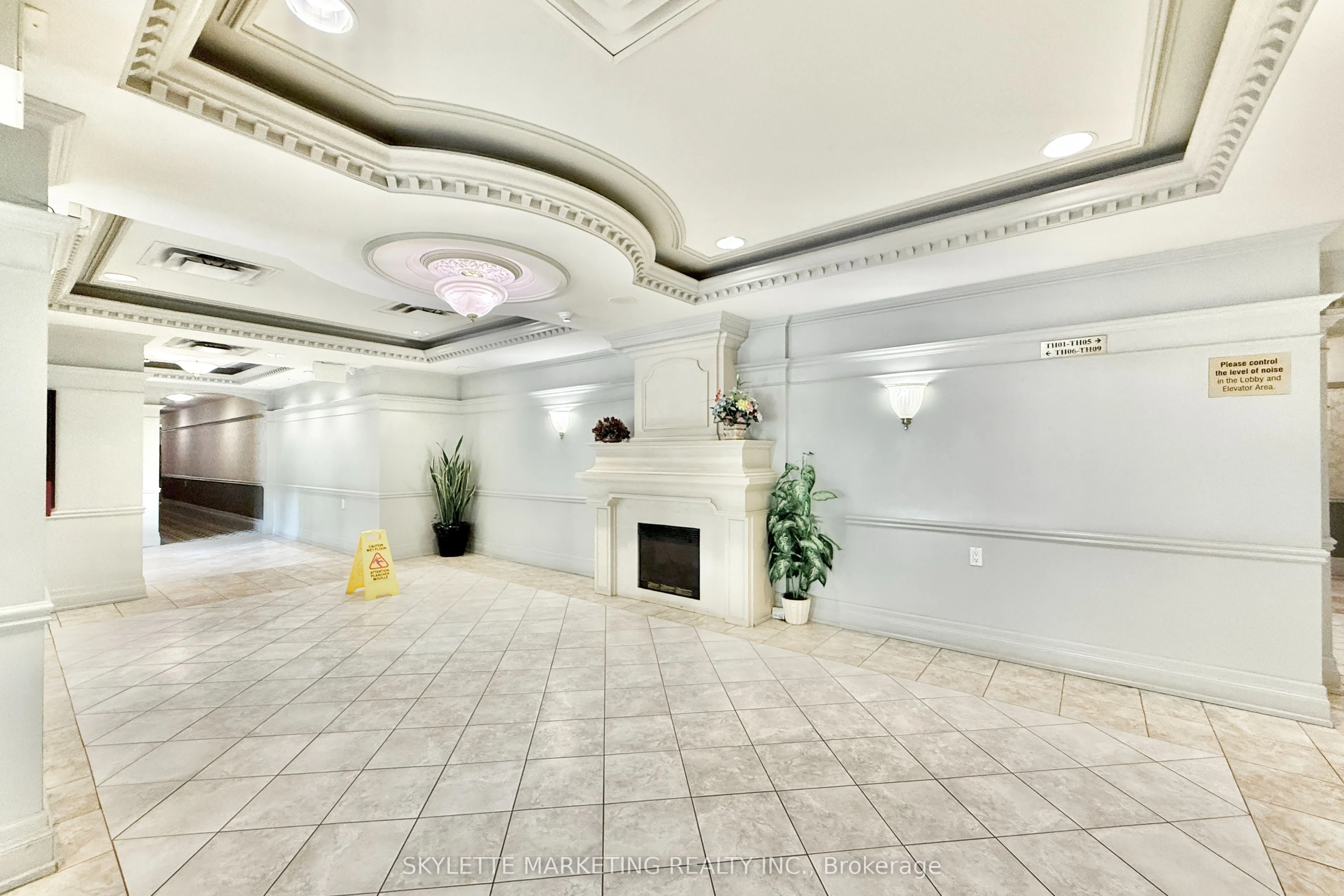 5039 Finch Avenue E, #1109