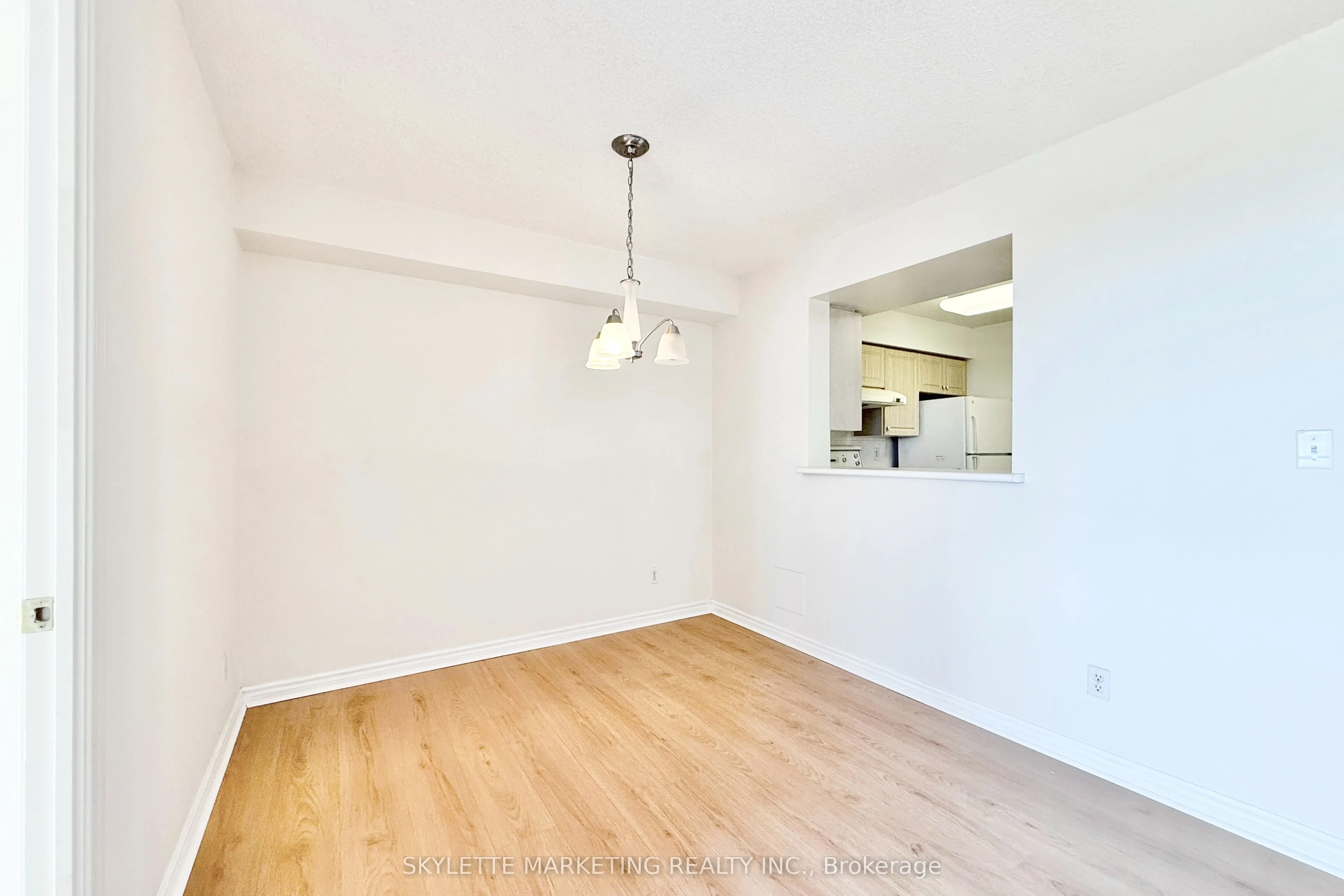 5039 Finch Avenue E, #1109