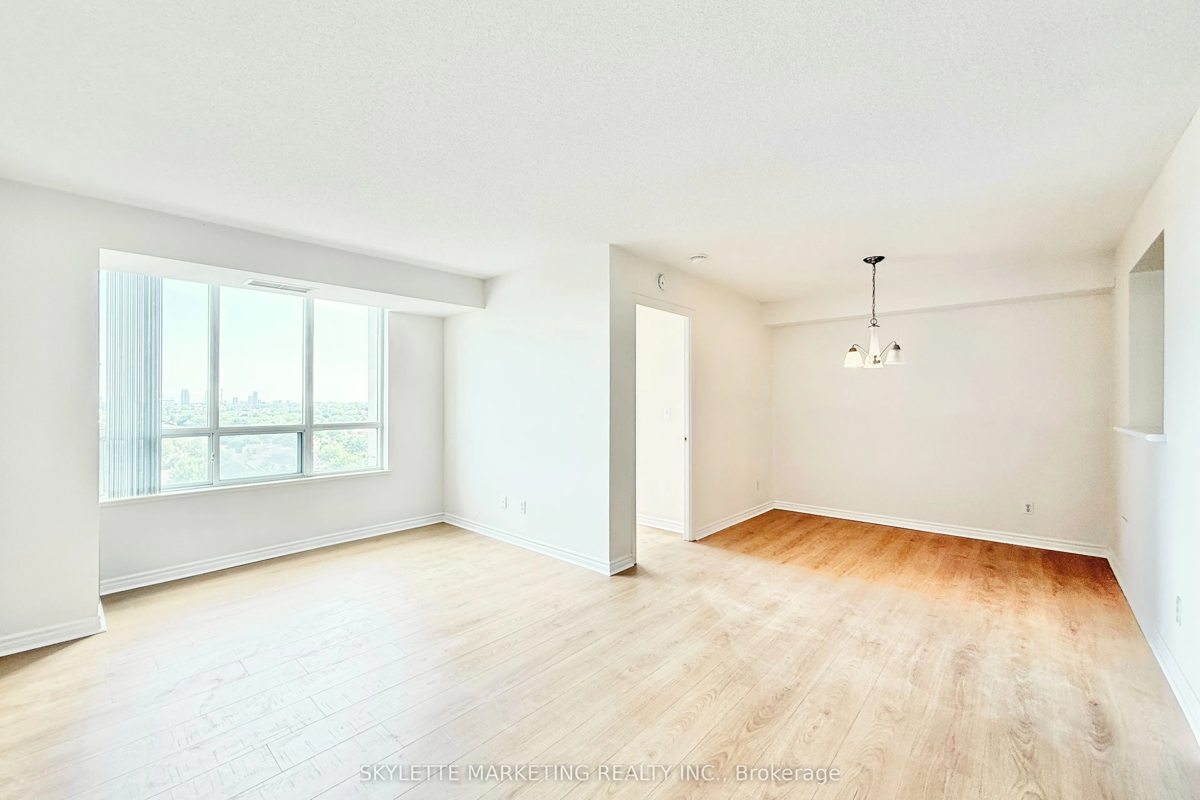 5039 Finch Avenue E, #1109